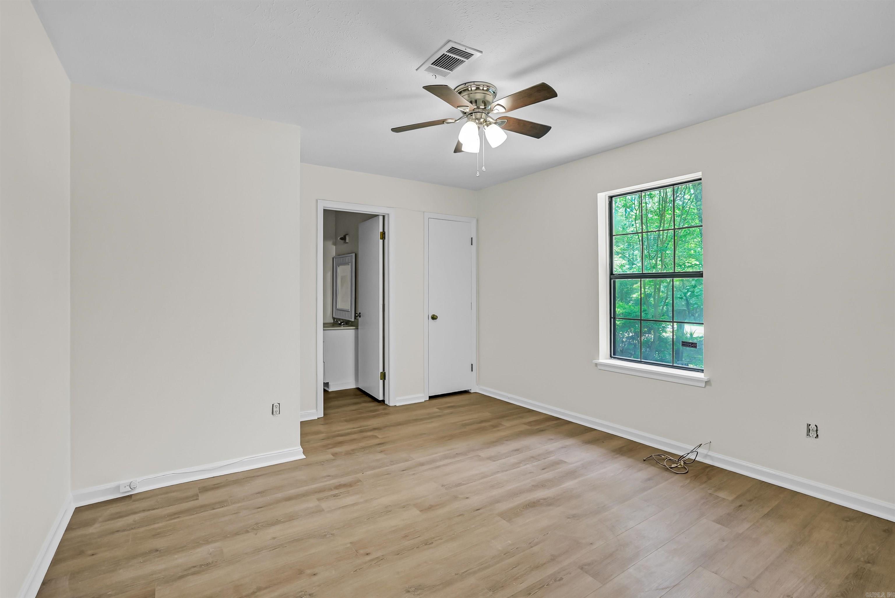 14 Thousand Oaks  Conway, AR