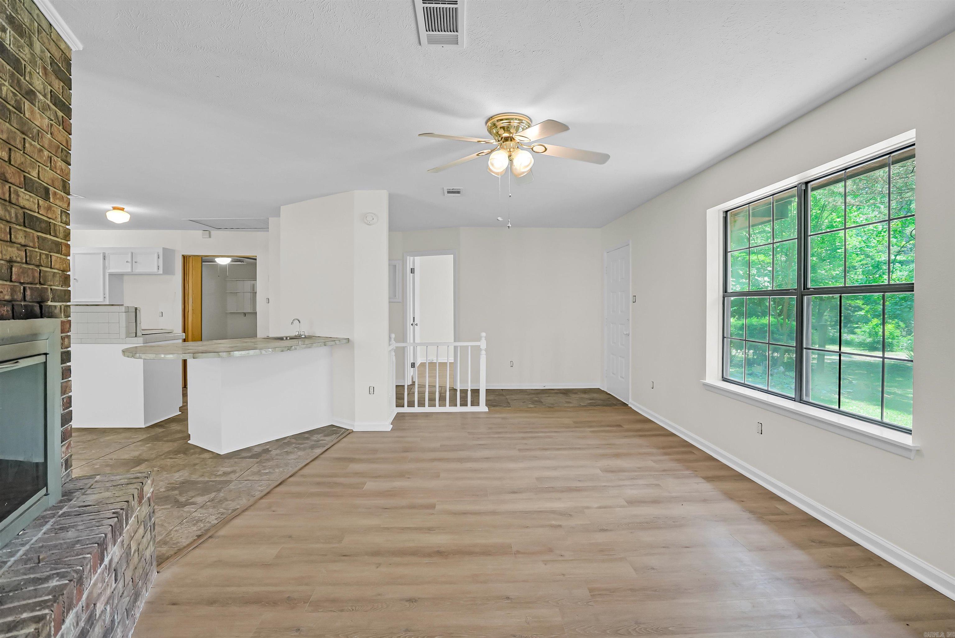 14 Thousand Oaks  Conway, AR