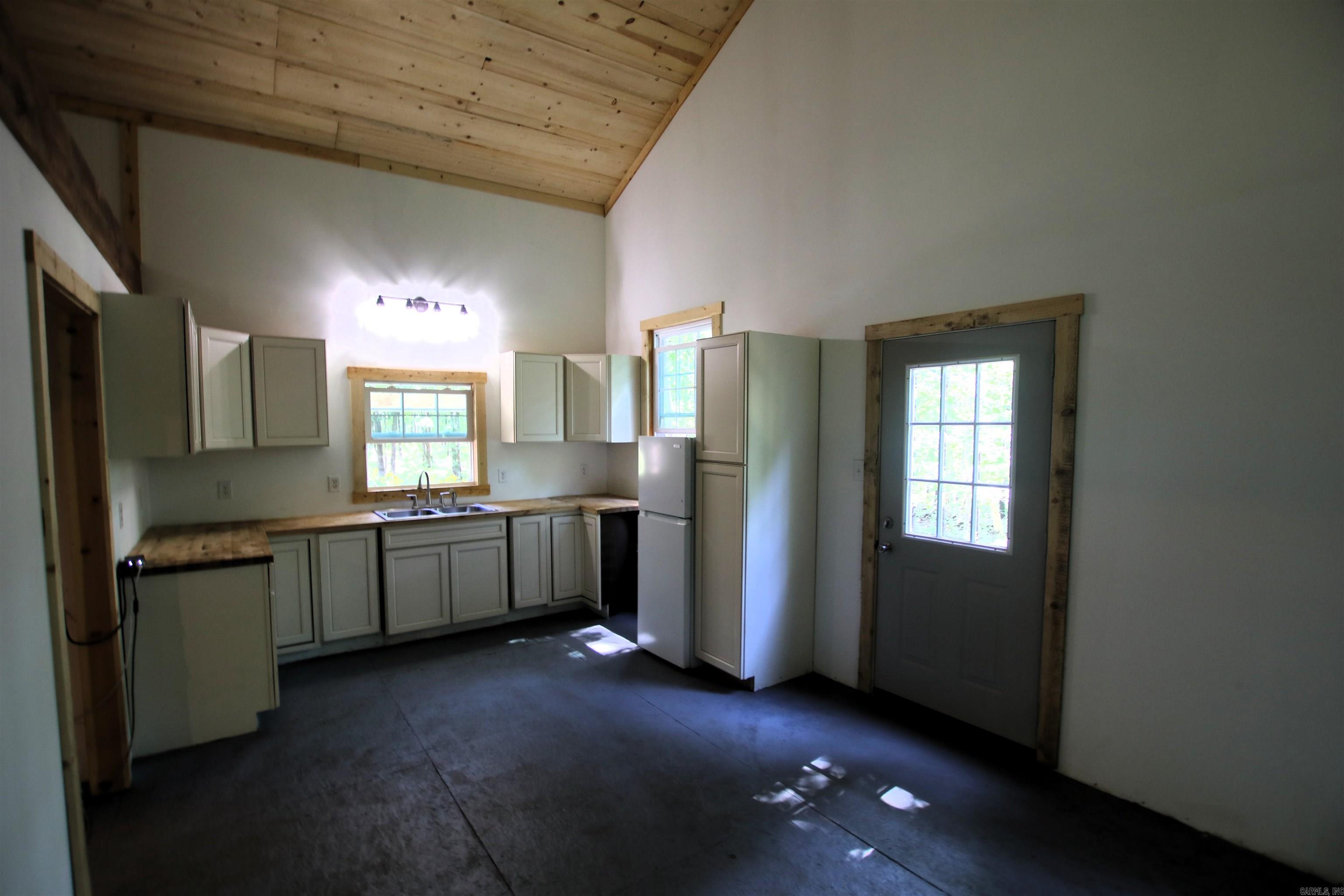 000 Morris  Leslie, AR