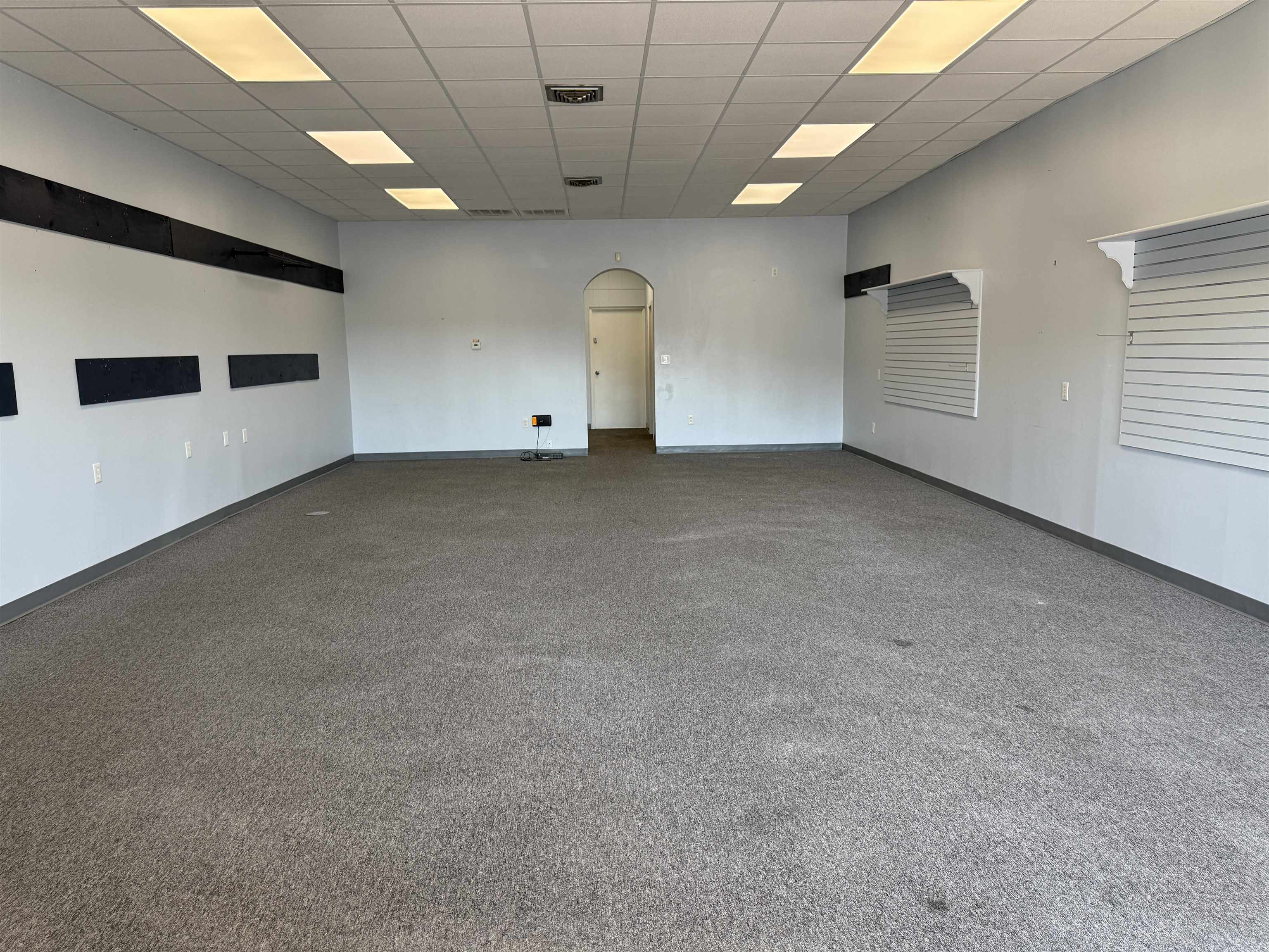 1715 W KINGSHIGHWAY PARAGOULD PLAZA Paragould, AR