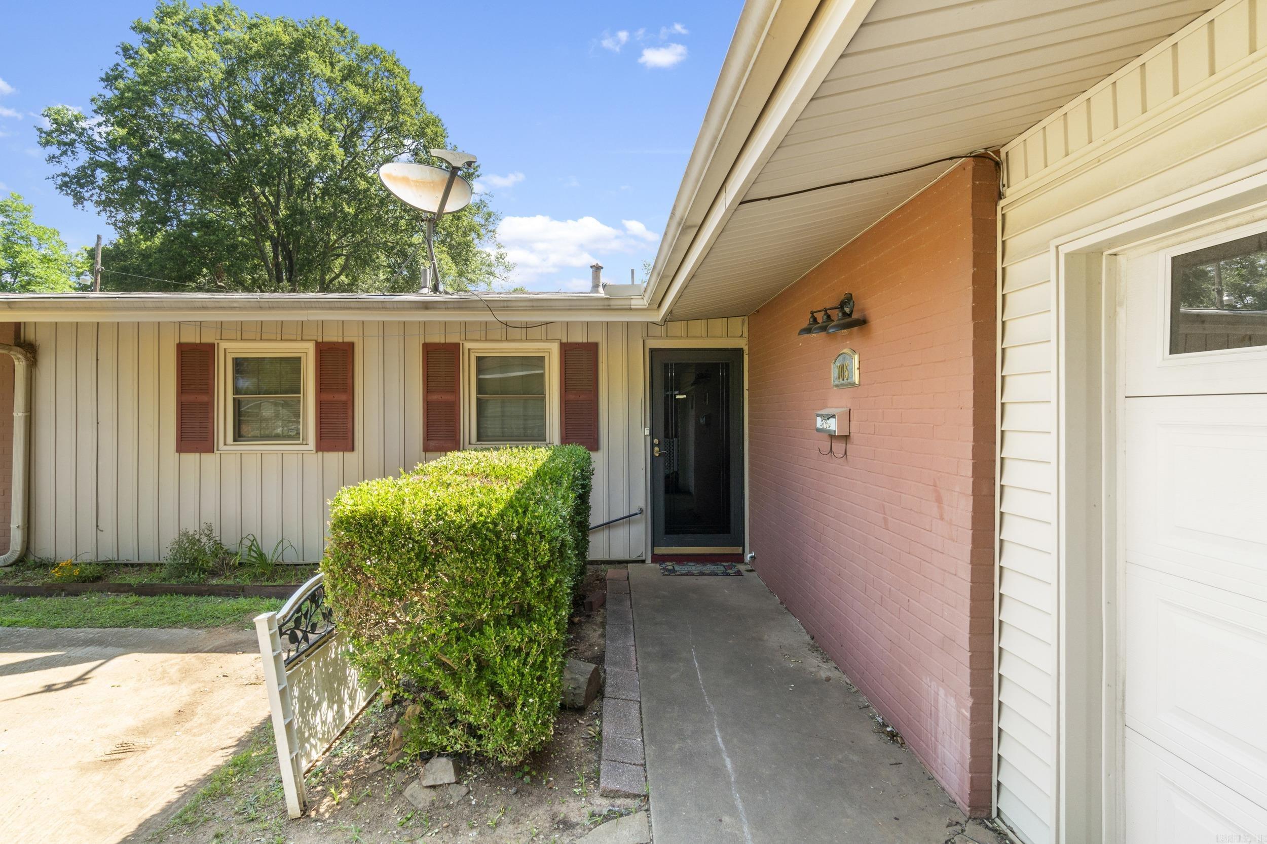 705 Neal St  Jacksonville, AR