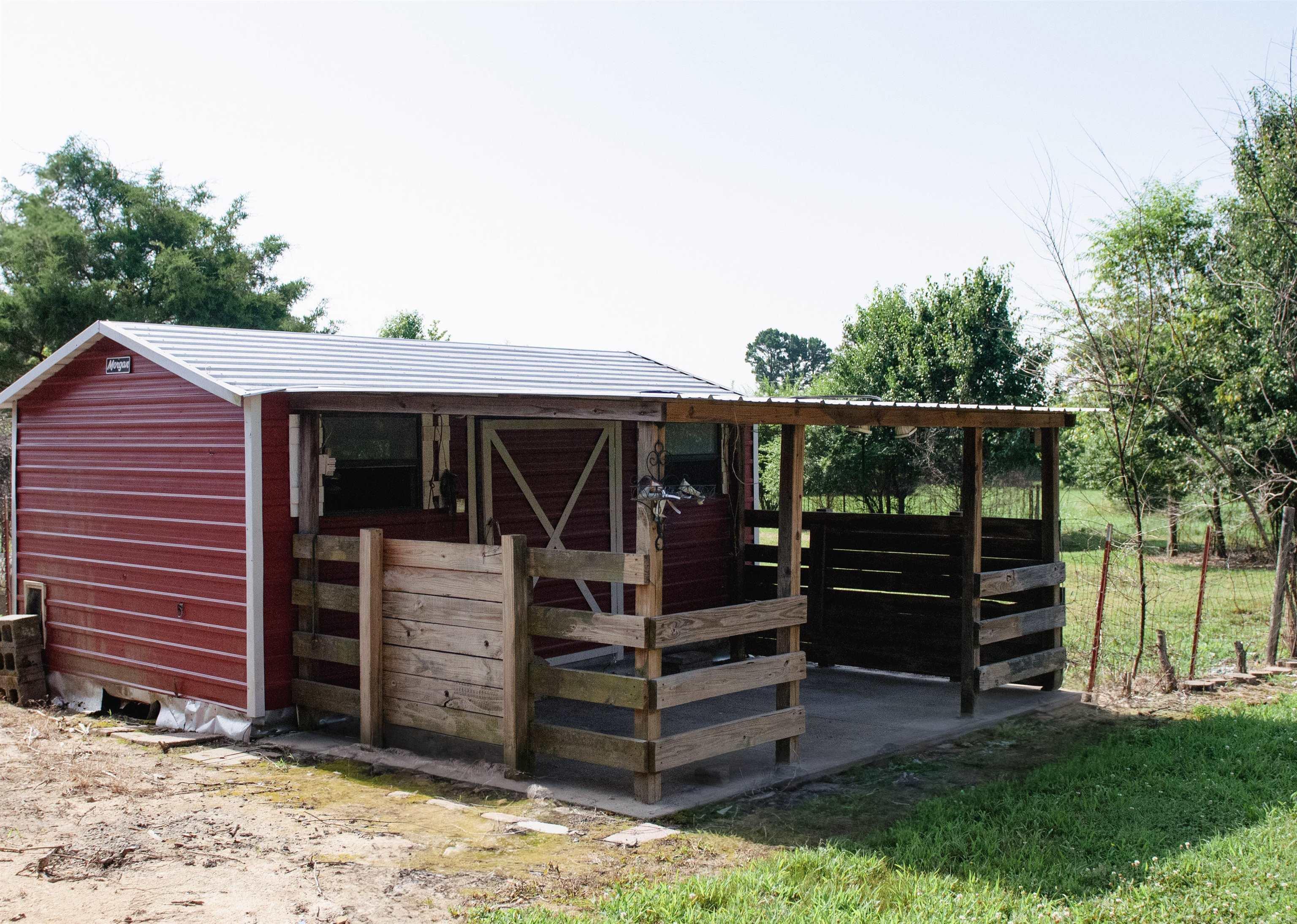 410 Pin Oak  Rose Bud, AR