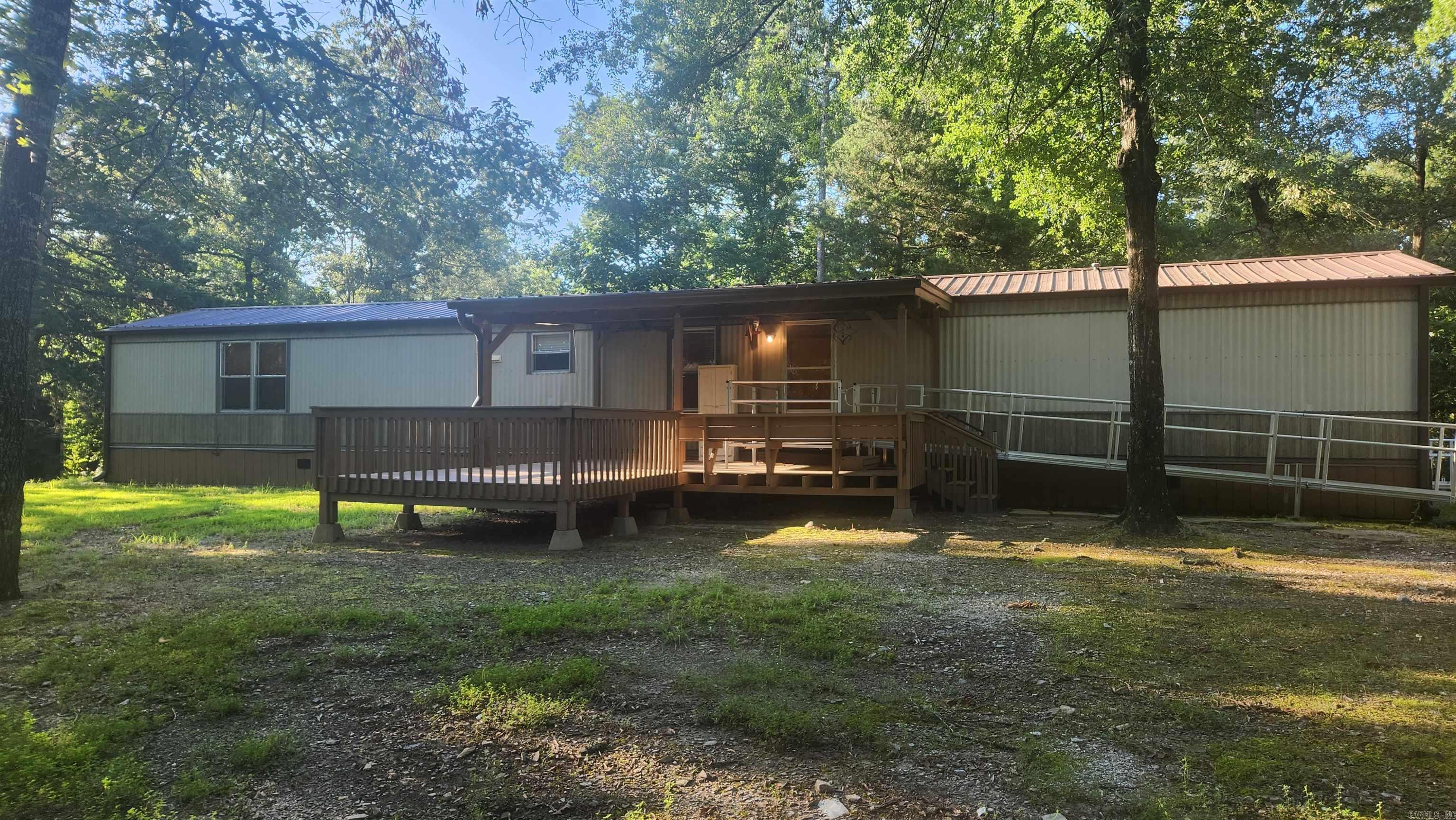 65 Farley Lane  Story, AR