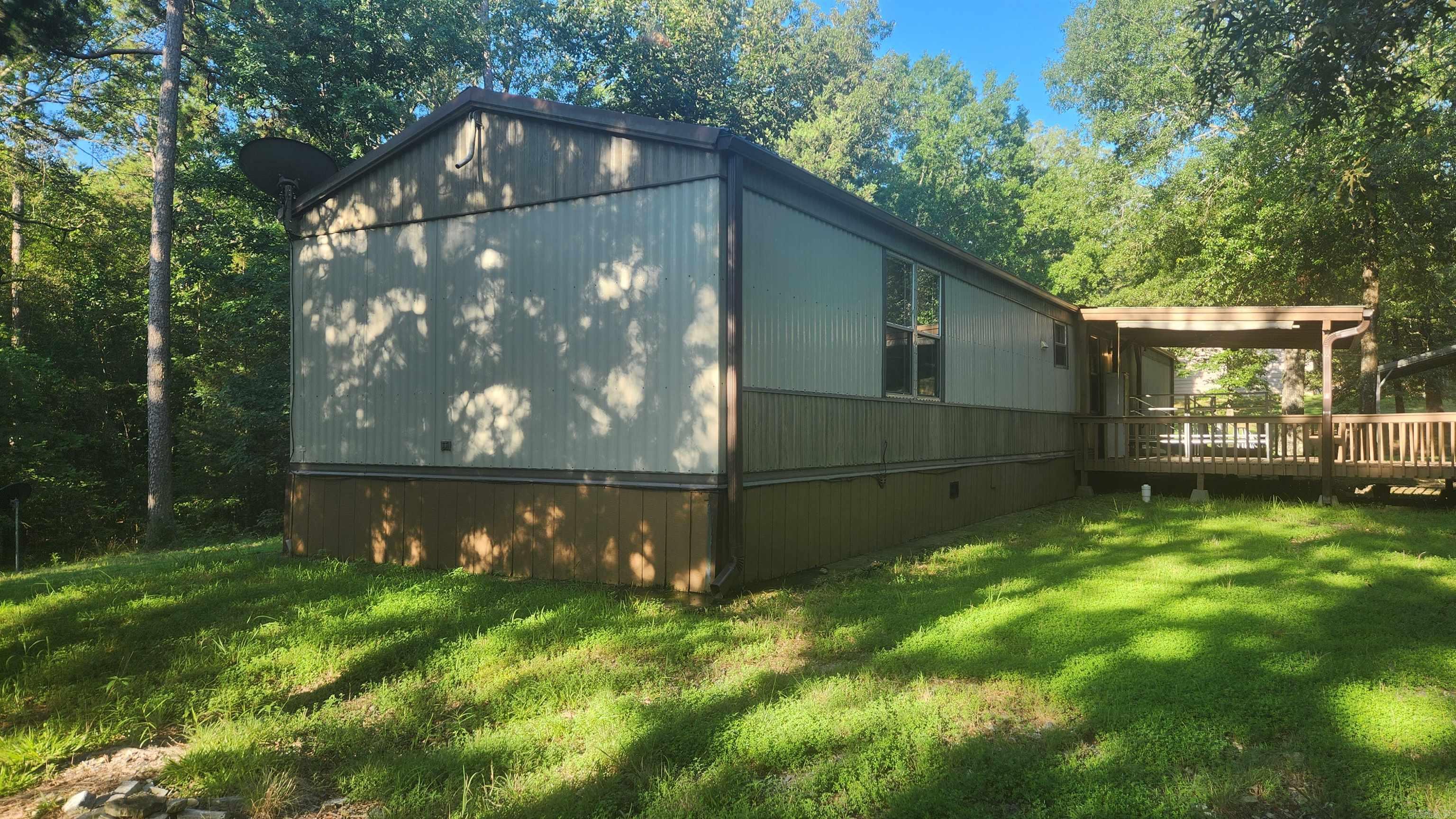 65 Farley Lane  Story, AR