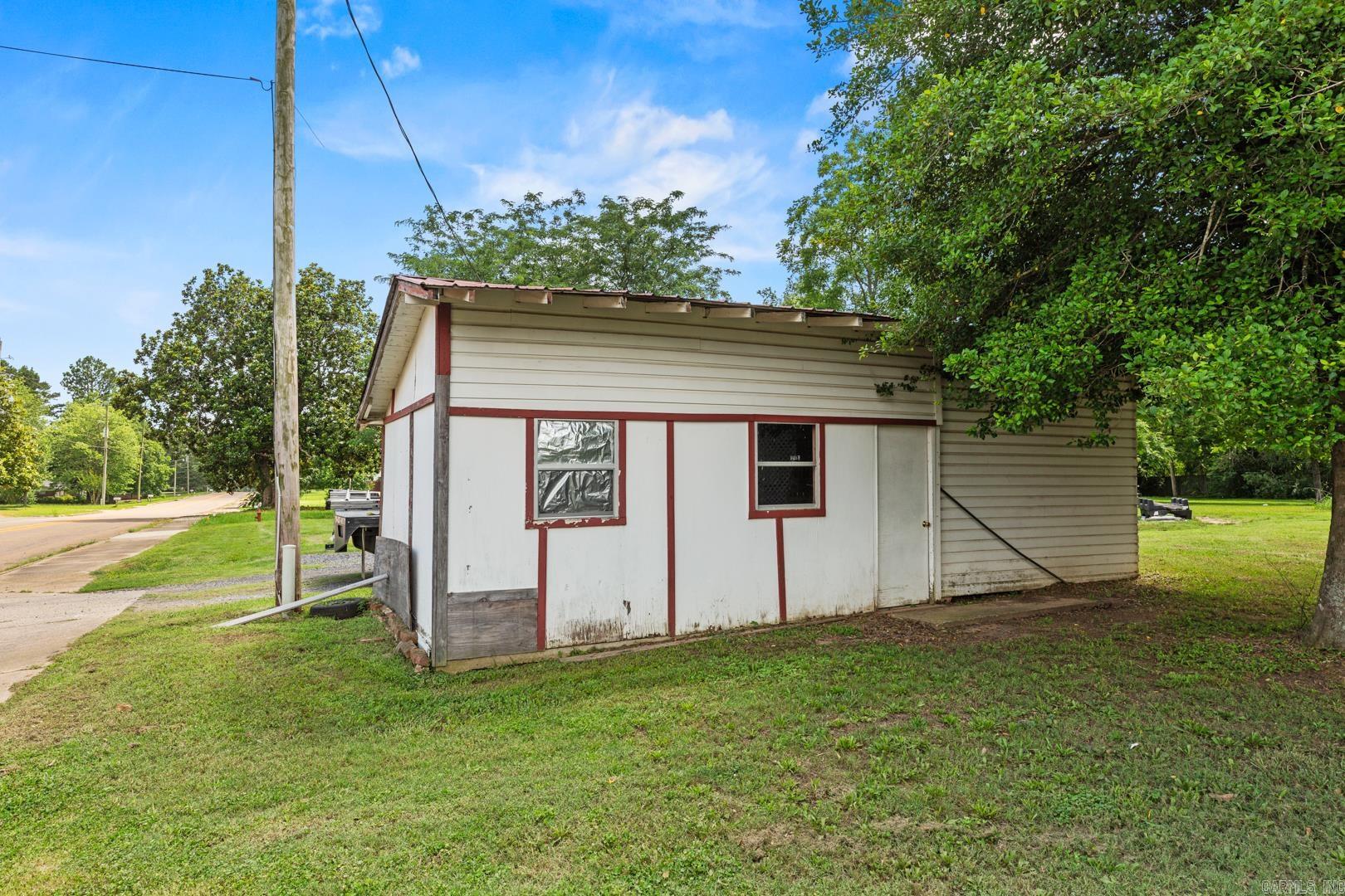 901 S Reine  Mena, AR
