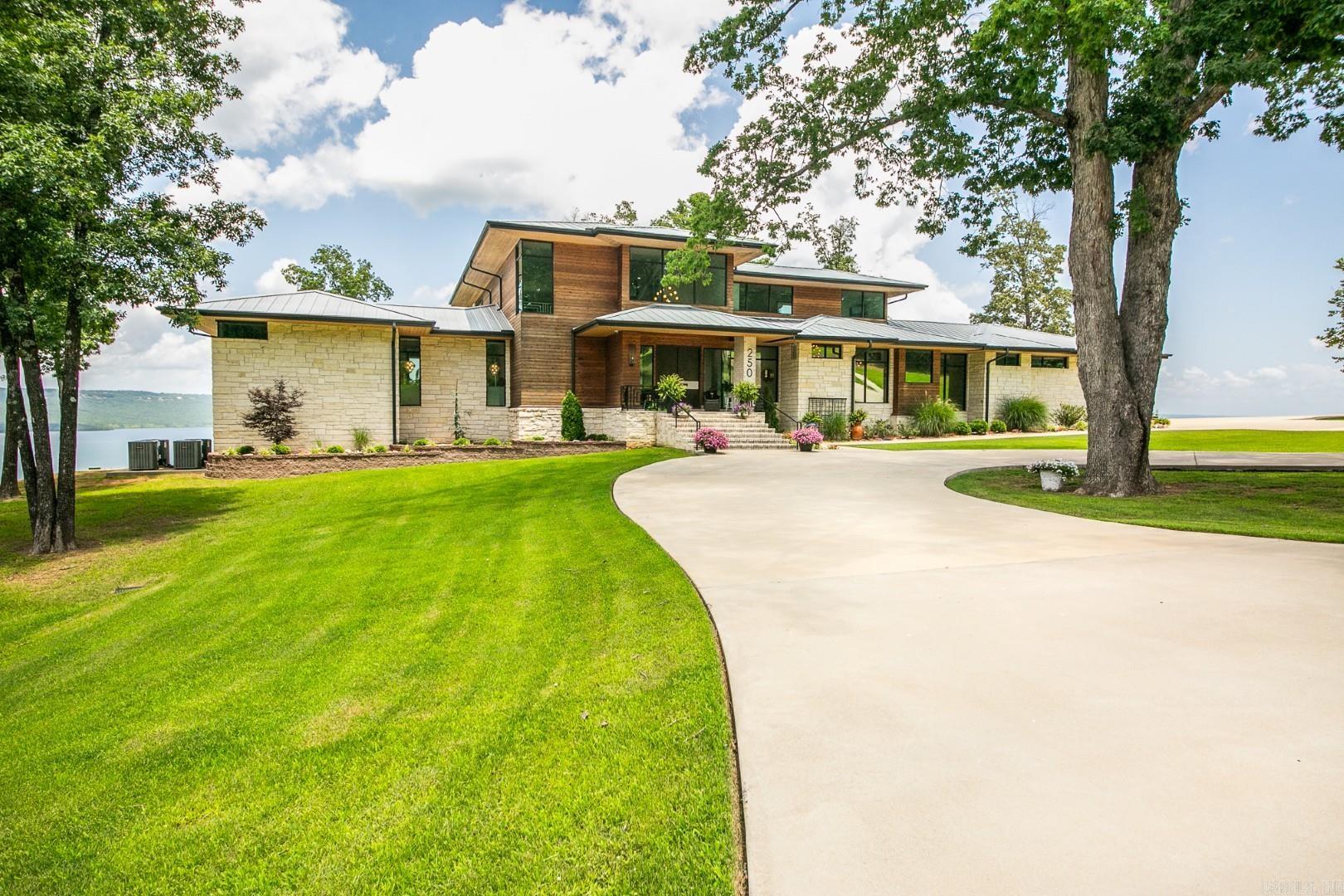 250 Pine  Heber Springs, AR
