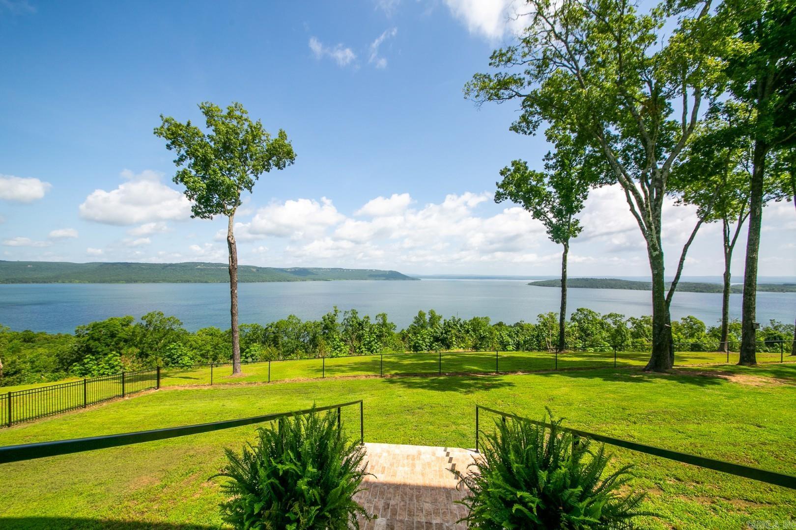 250 Pine  Heber Springs, AR