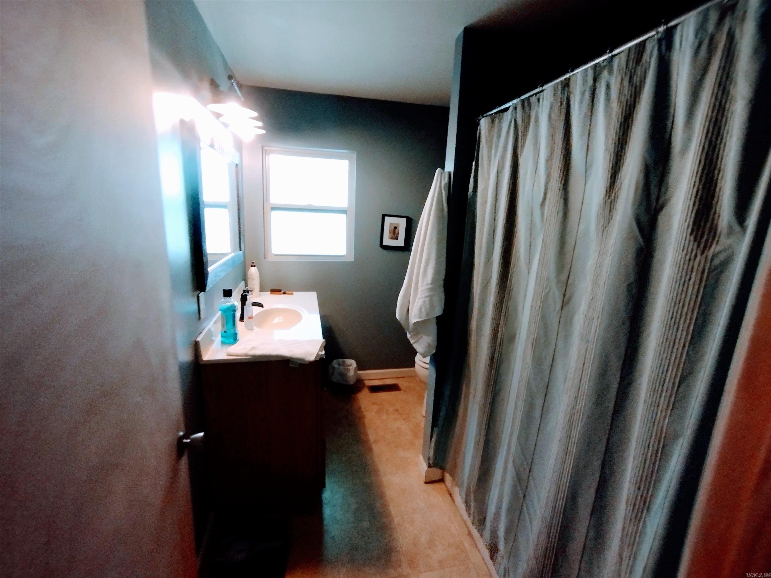 32540 HWY 5 N  Calico Rock, AR