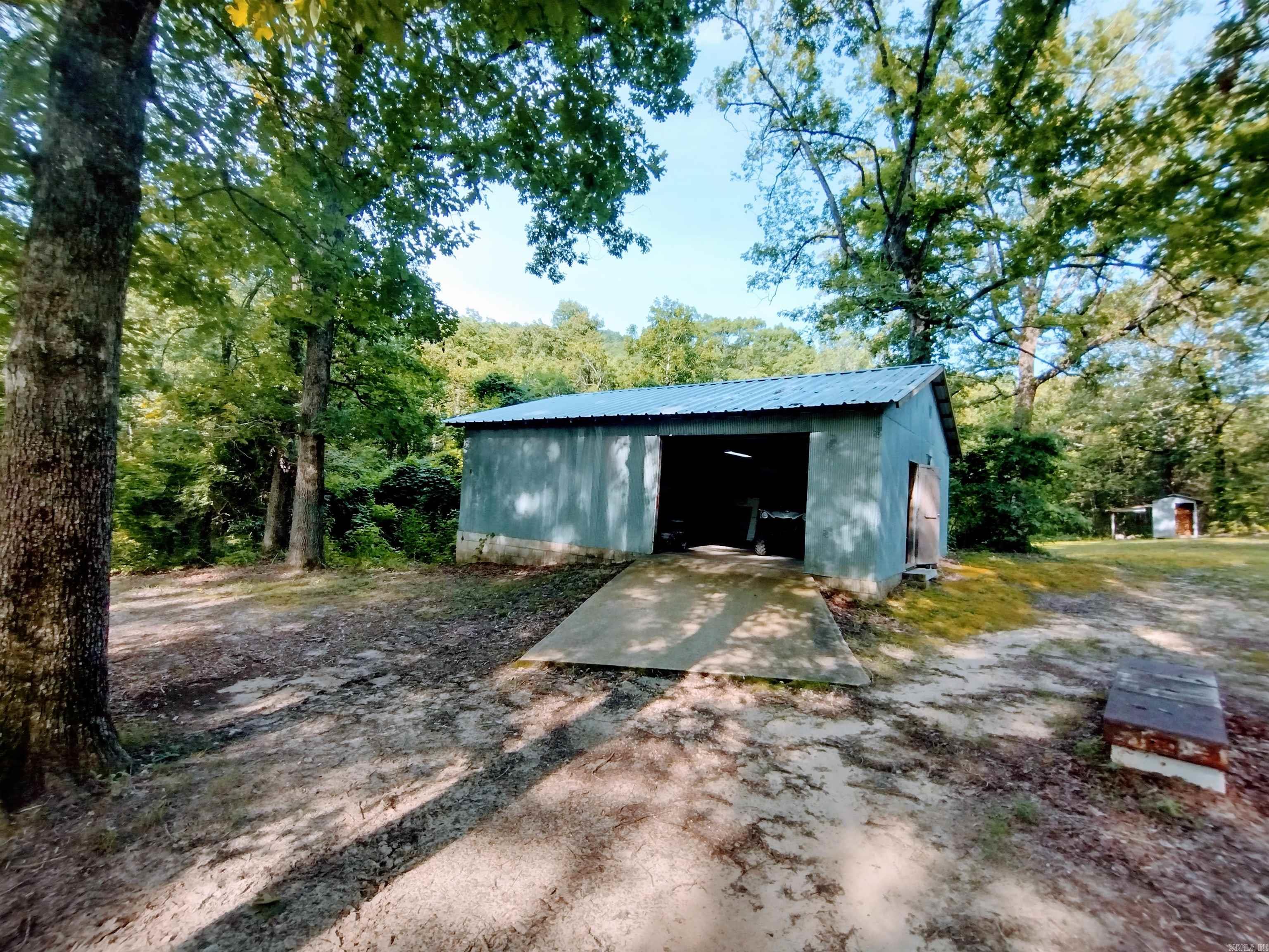 32540 HWY 5 N  Calico Rock, AR