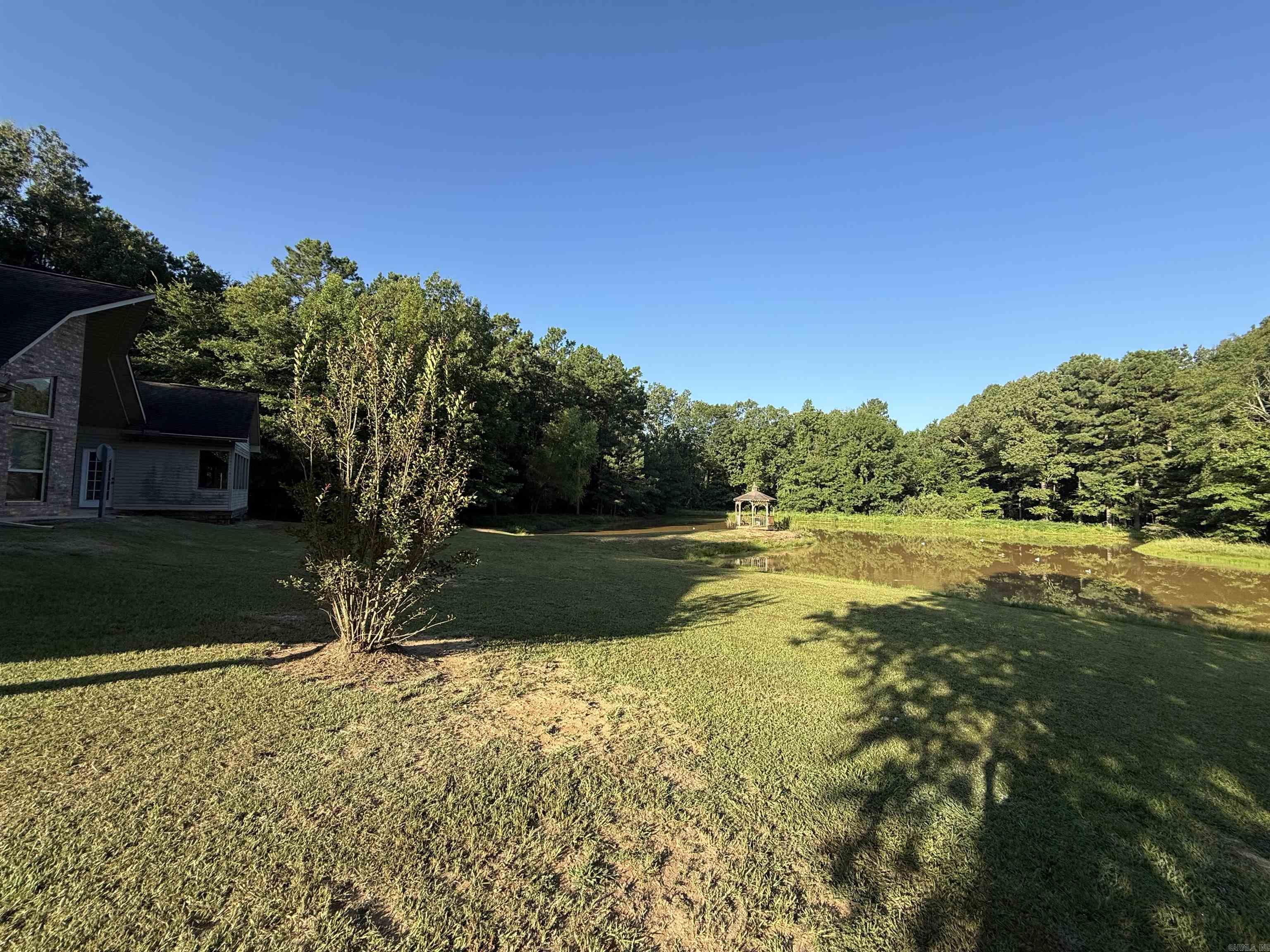 398 Barton Bethel Road Nashville, AR 71852