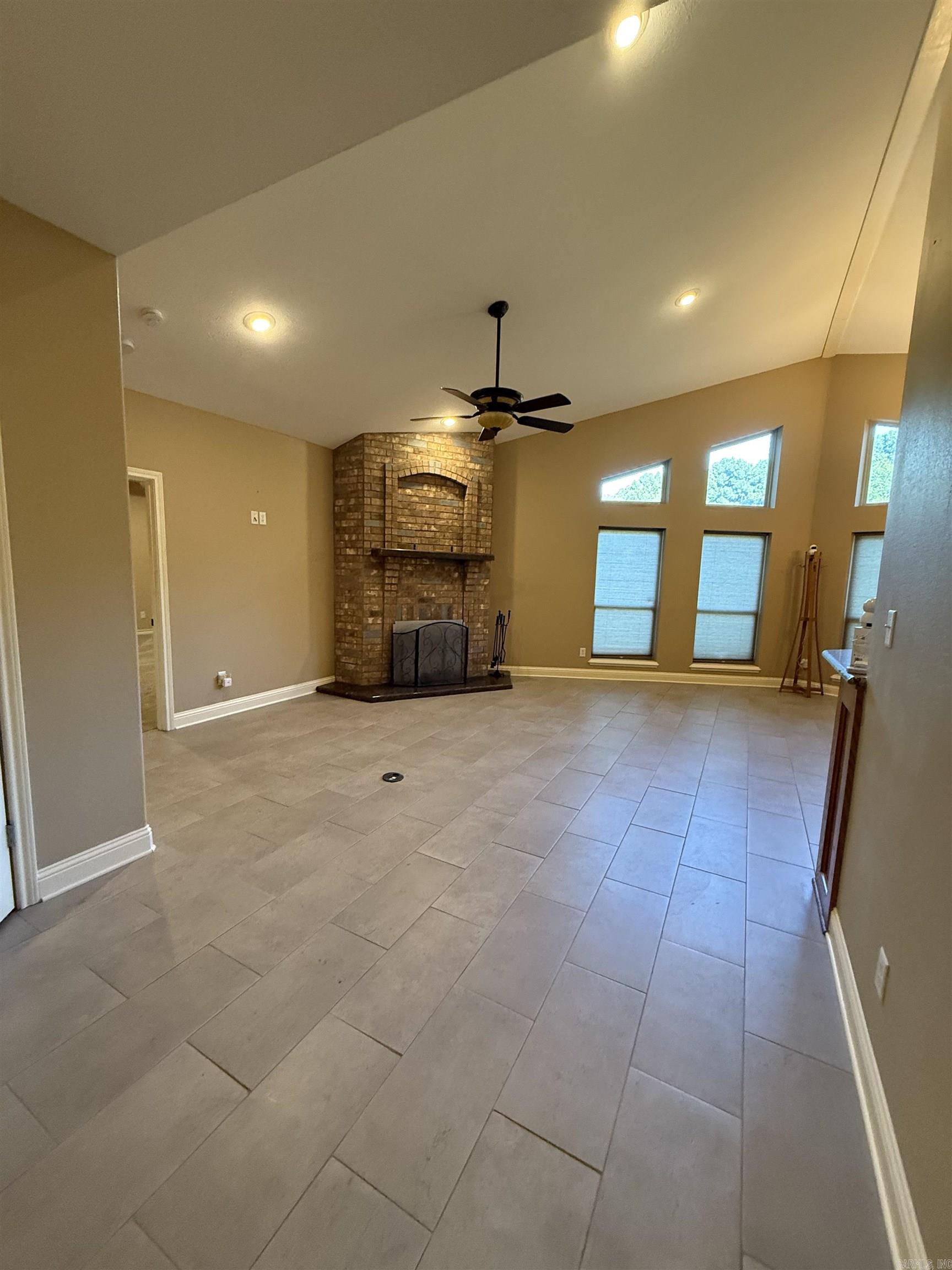 398 Barton Bethel Road Nashville, AR 71852