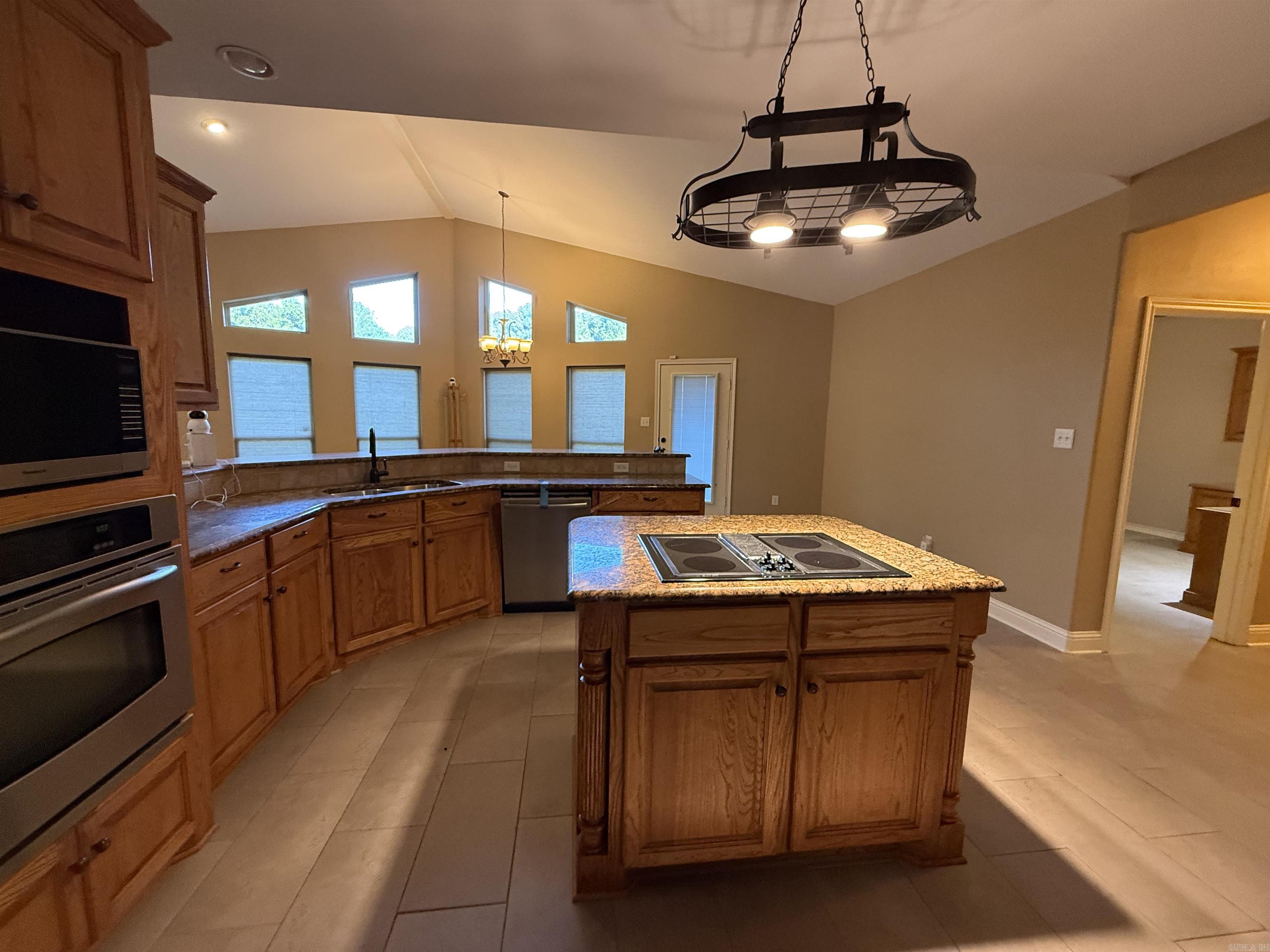398 Barton Bethel Road Nashville, AR 71852