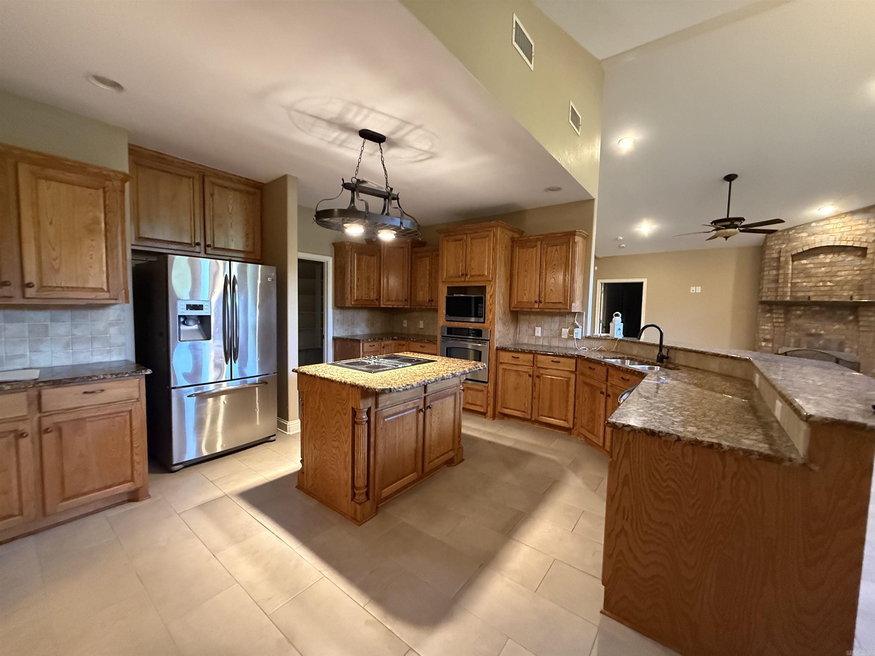 398 Barton Bethel Road Nashville, AR 71852