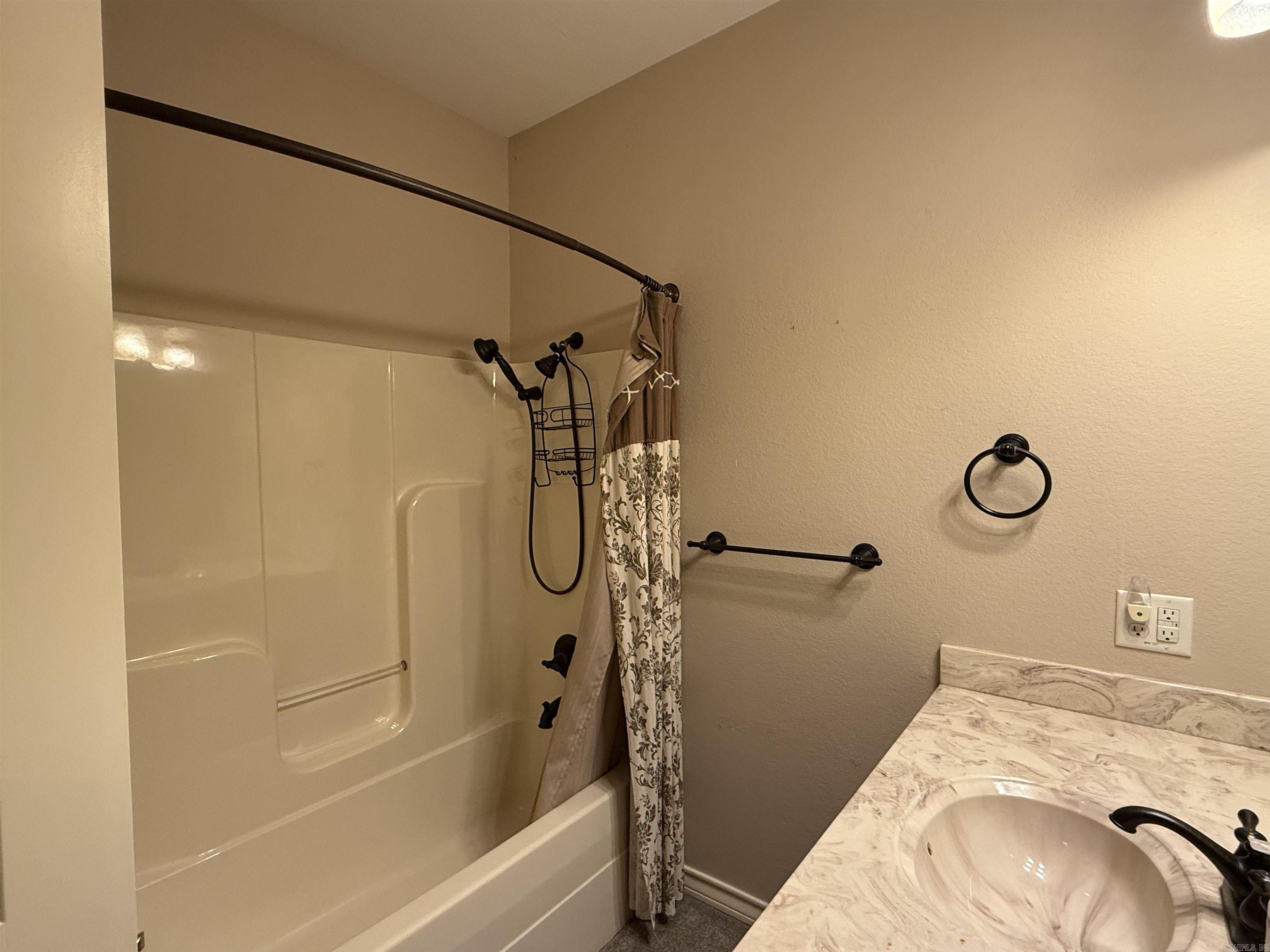 398 Barton Bethel Road Nashville, AR 71852