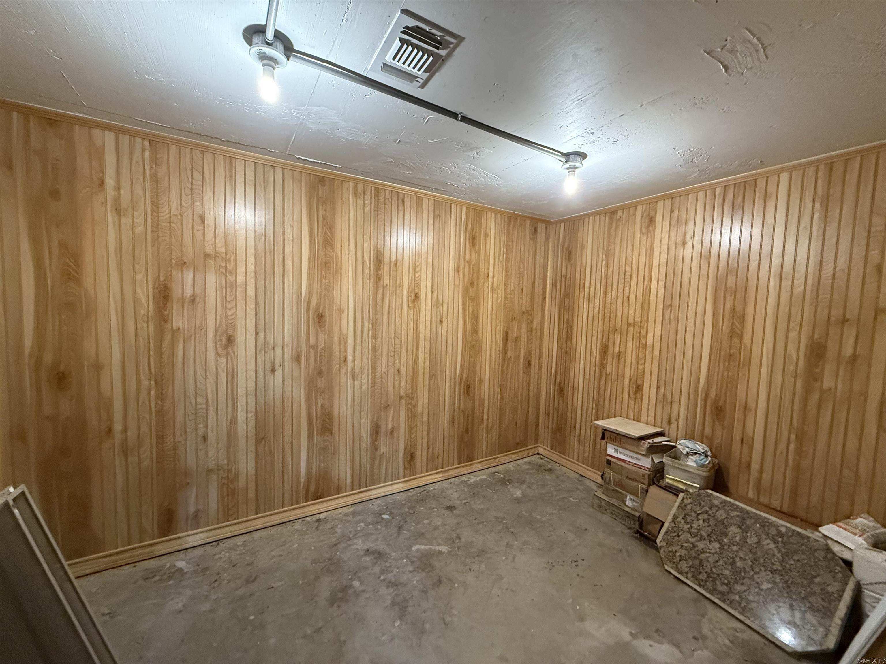 398 Barton Bethel Road Nashville, AR 71852