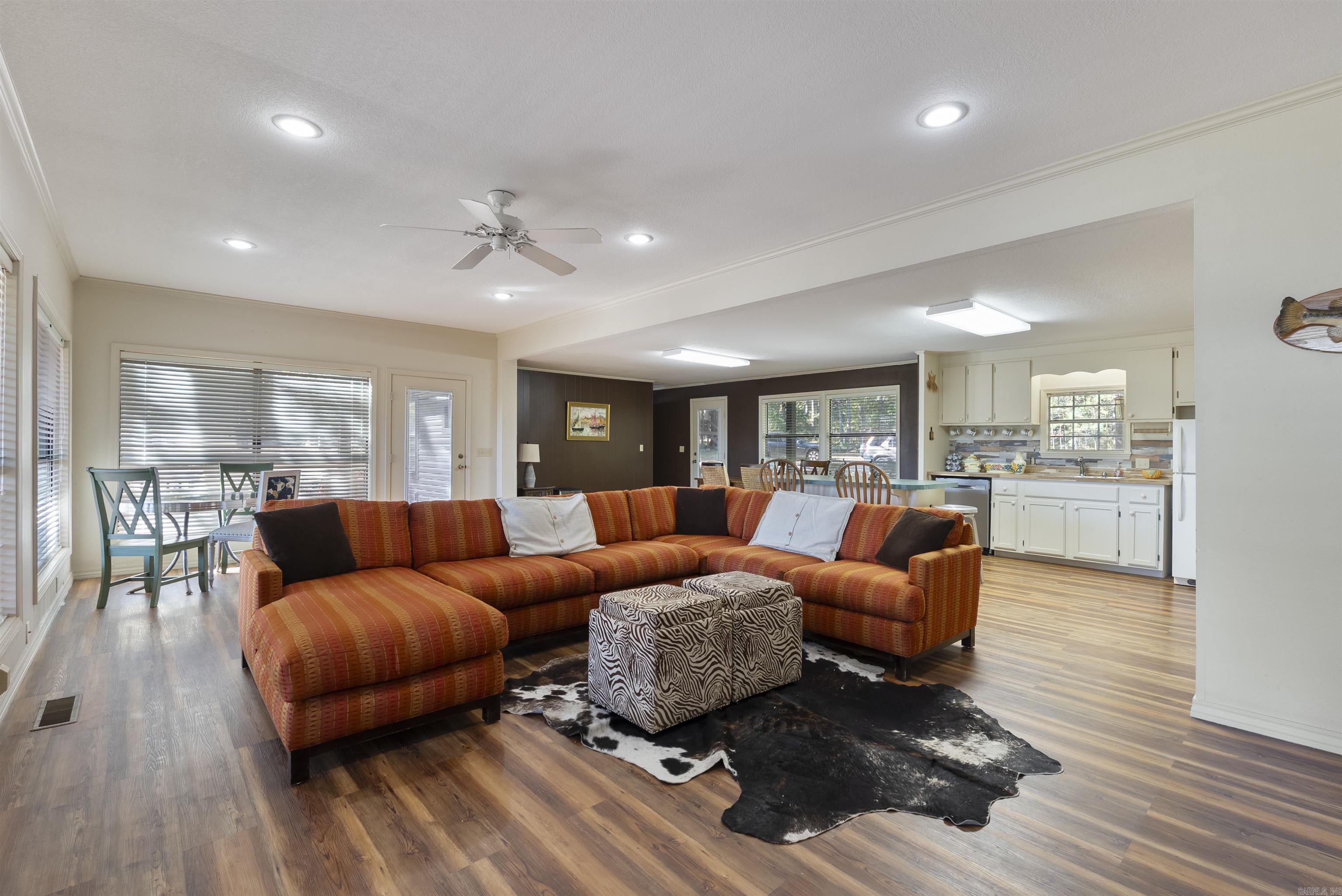 145 Jay Tee  Fairfield Bay, AR