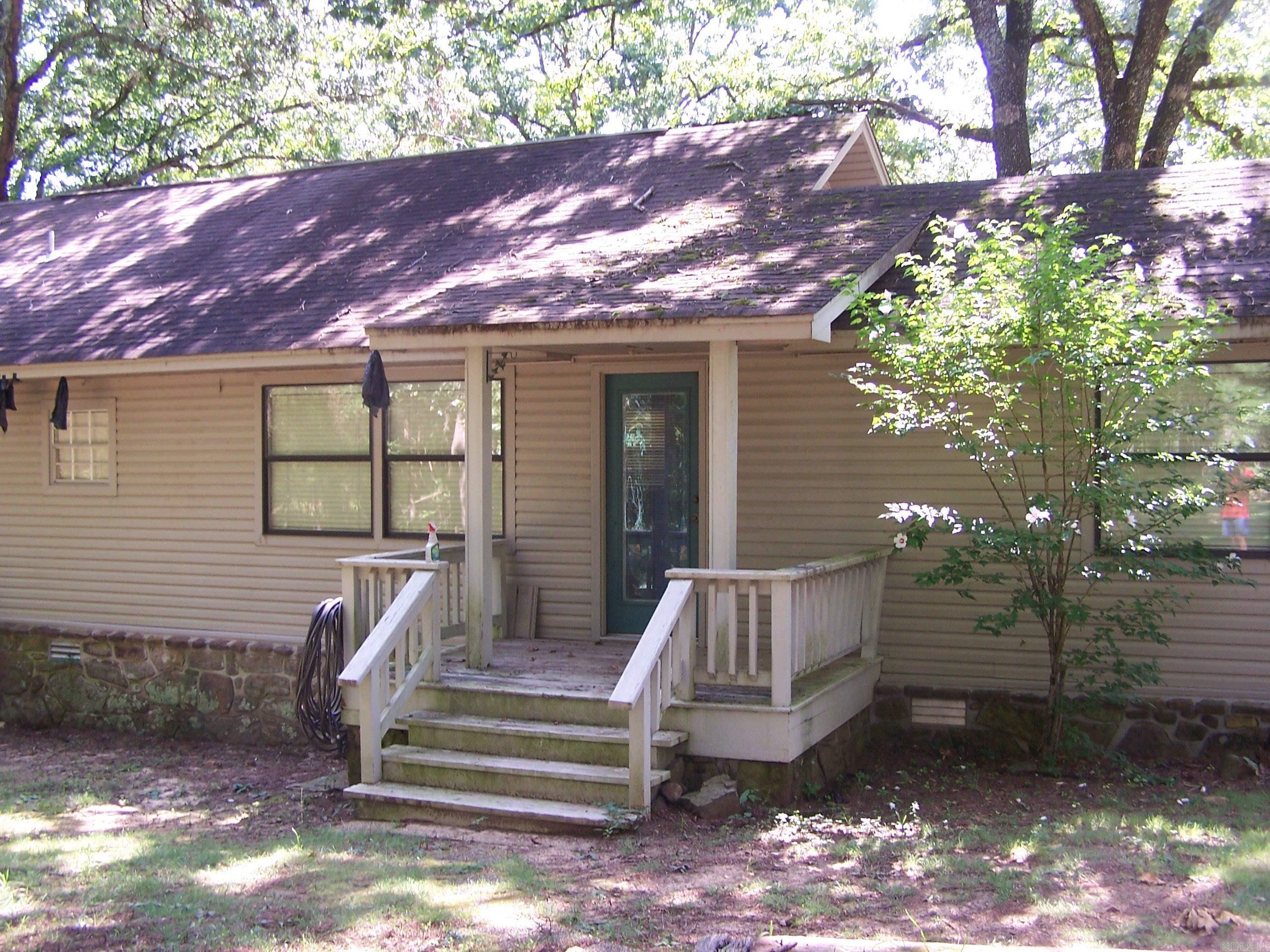 145 Jay Tee  Fairfield Bay, AR