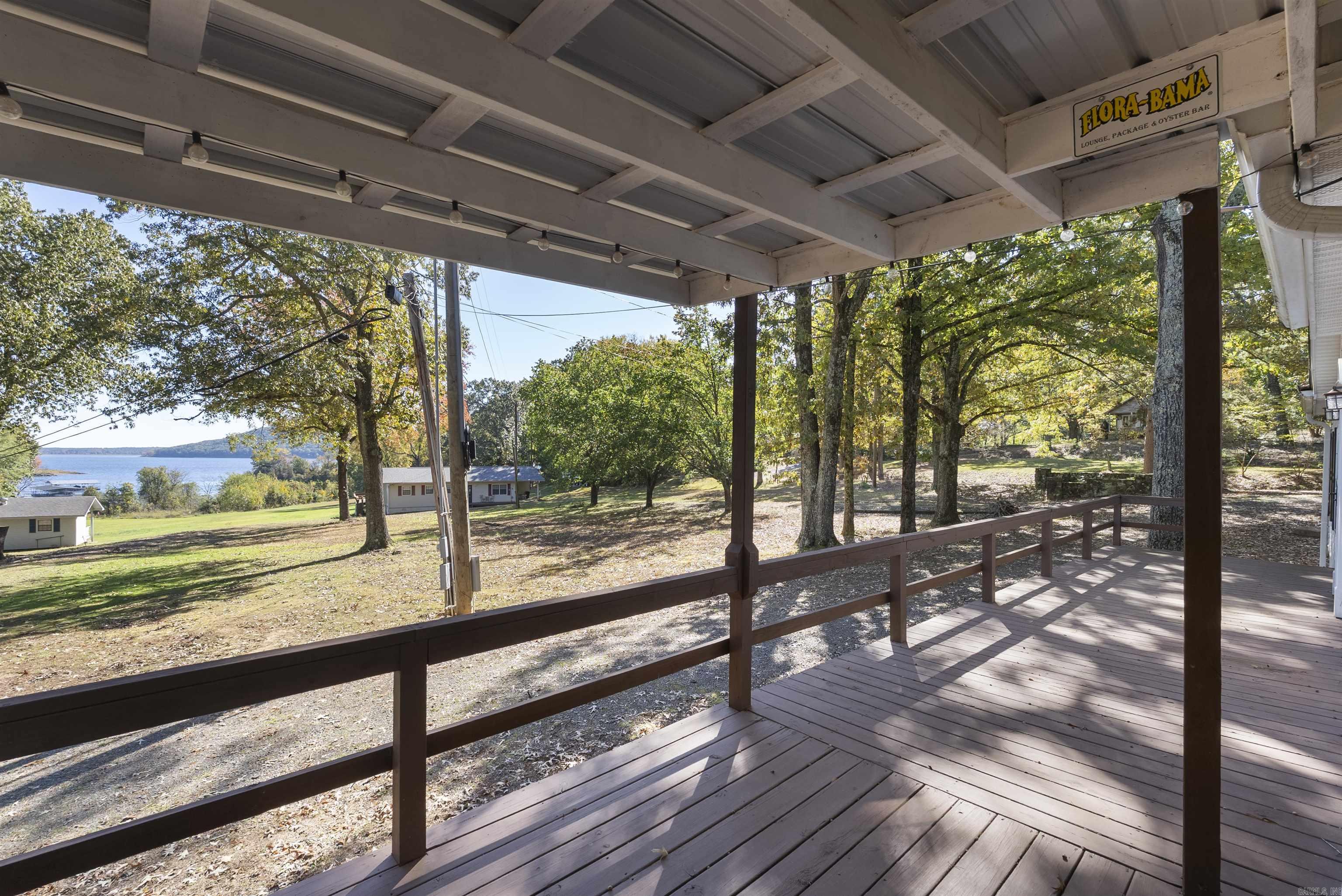 145 Jay Tee  Fairfield Bay, AR