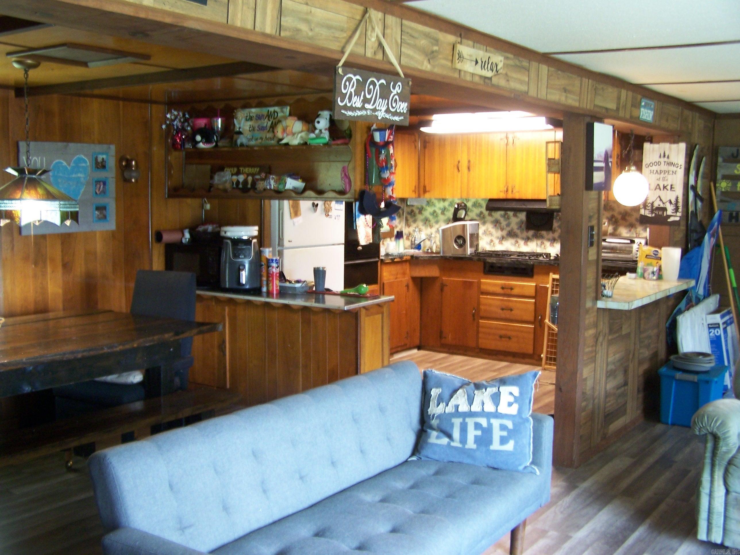 145 Jay Tee  Fairfield Bay, AR