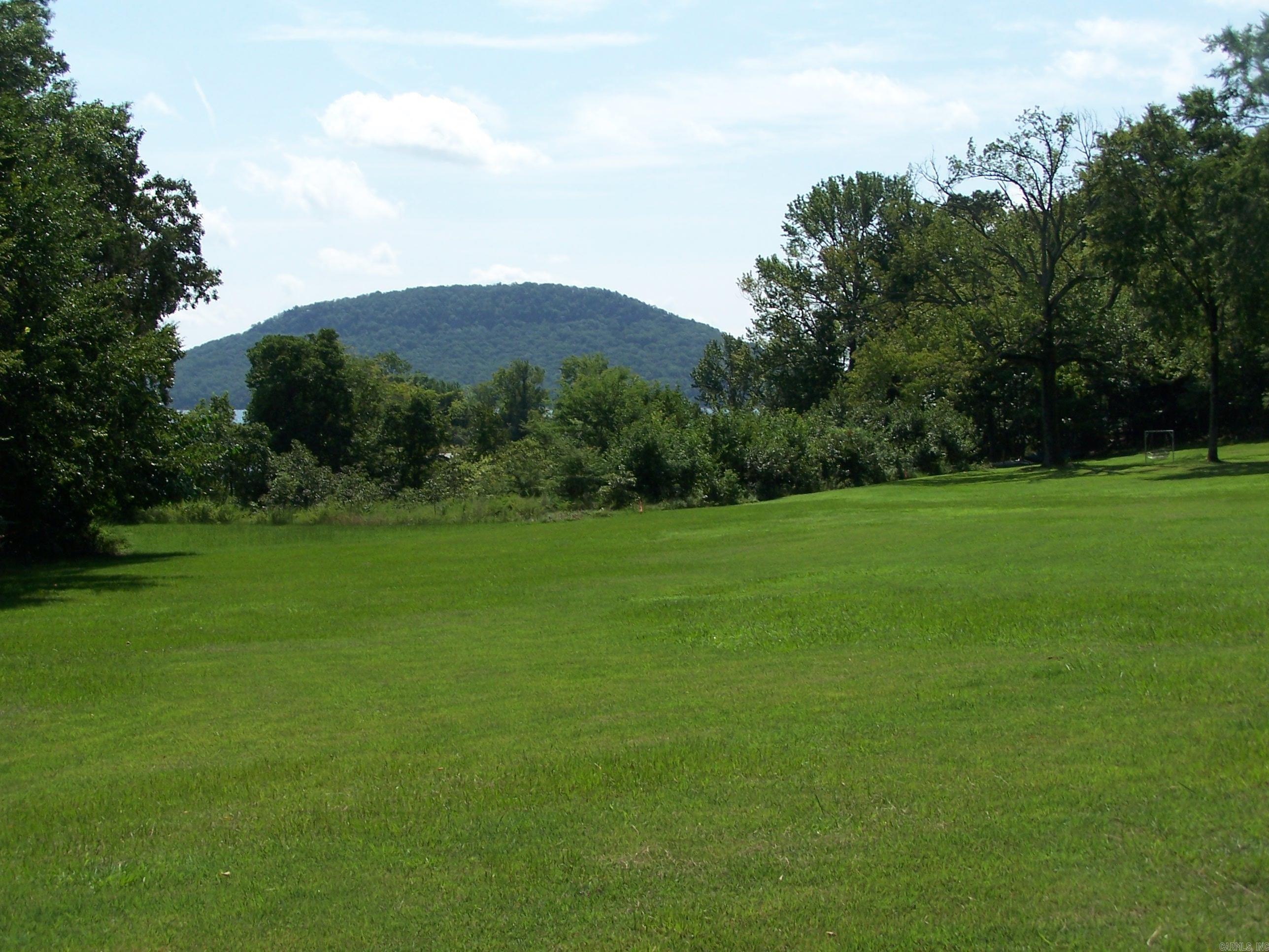 145 Jay Tee Fairfield Bay, AR 72088