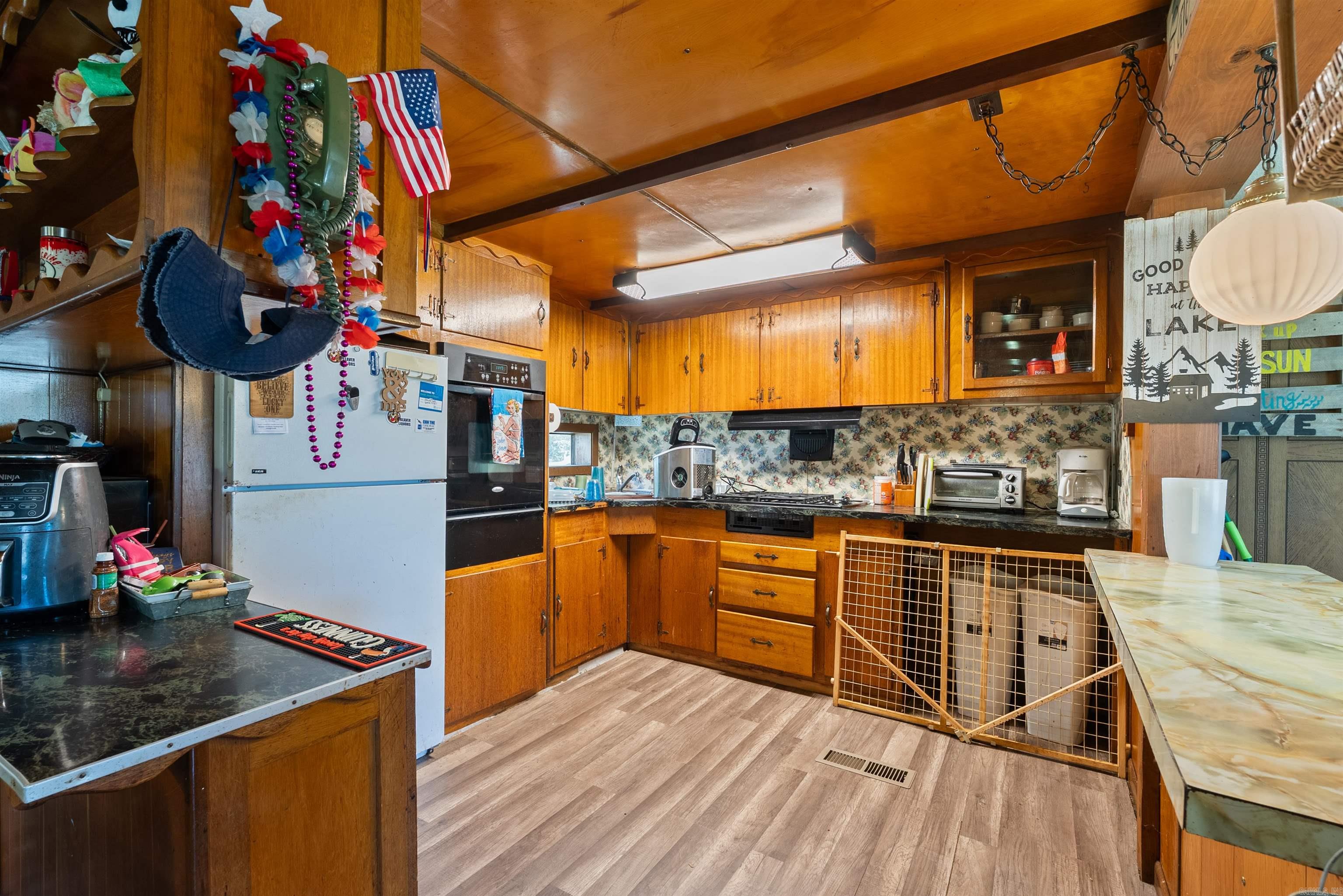 145 Jay Tee  Fairfield Bay, AR