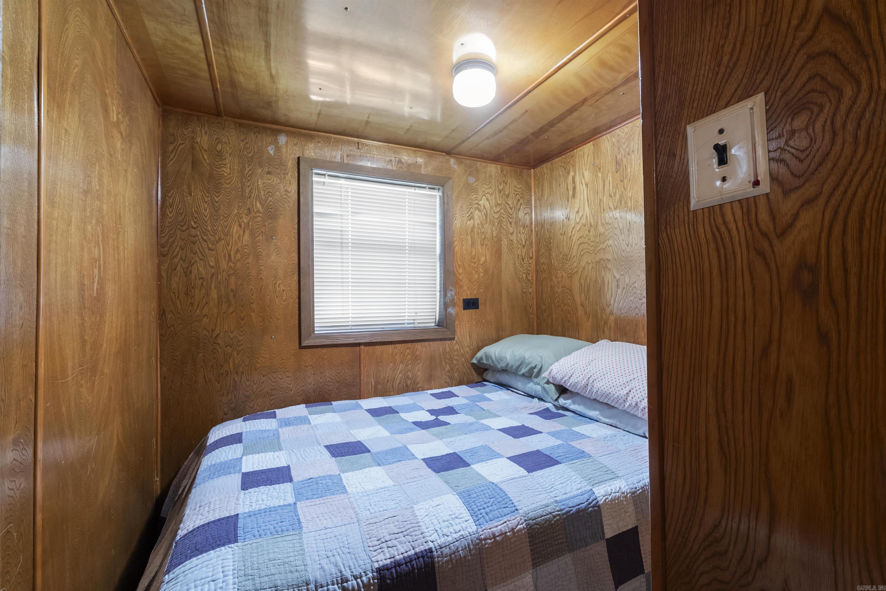 145 Jay Tee  Fairfield Bay, AR