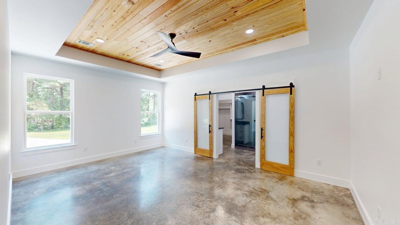 270 Arrowhead  Greenbrier, AR