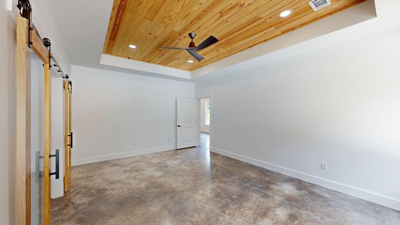 270 Arrowhead  Greenbrier, AR
