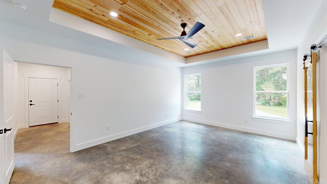 270 Arrowhead  Greenbrier, AR