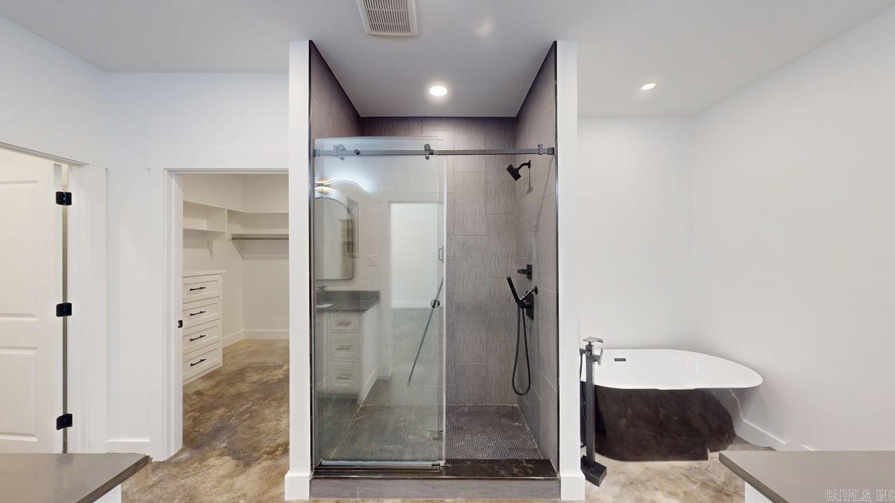 270 Arrowhead  Greenbrier, AR
