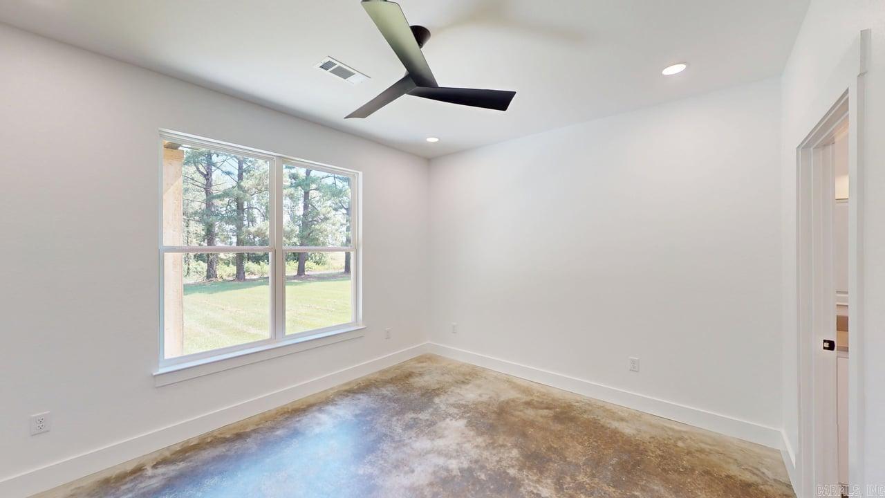 270 Arrowhead  Greenbrier, AR