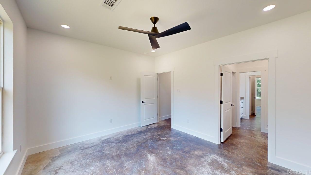 270 Arrowhead  Greenbrier, AR