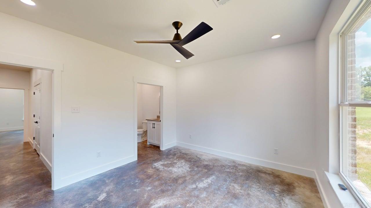 270 Arrowhead  Greenbrier, AR