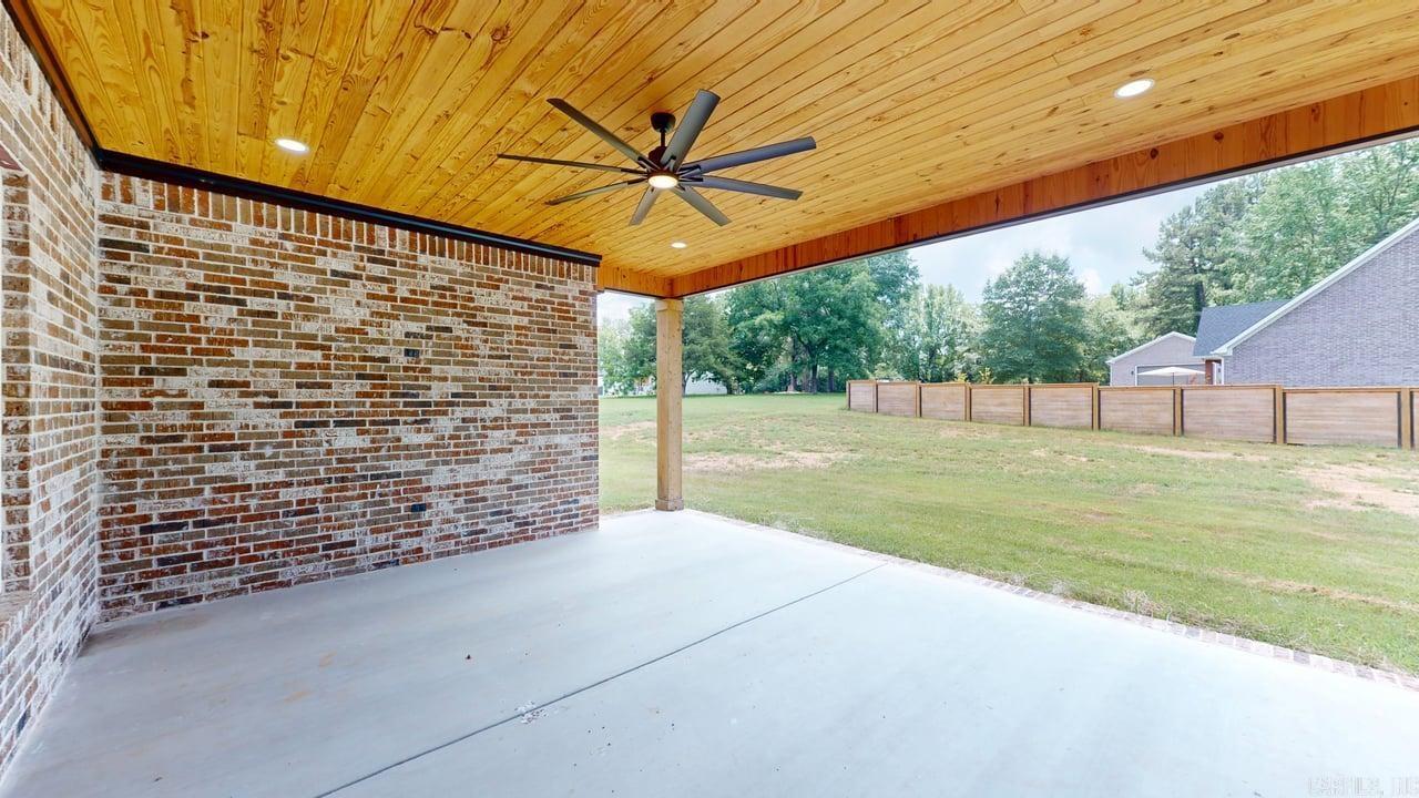 270 Arrowhead  Greenbrier, AR