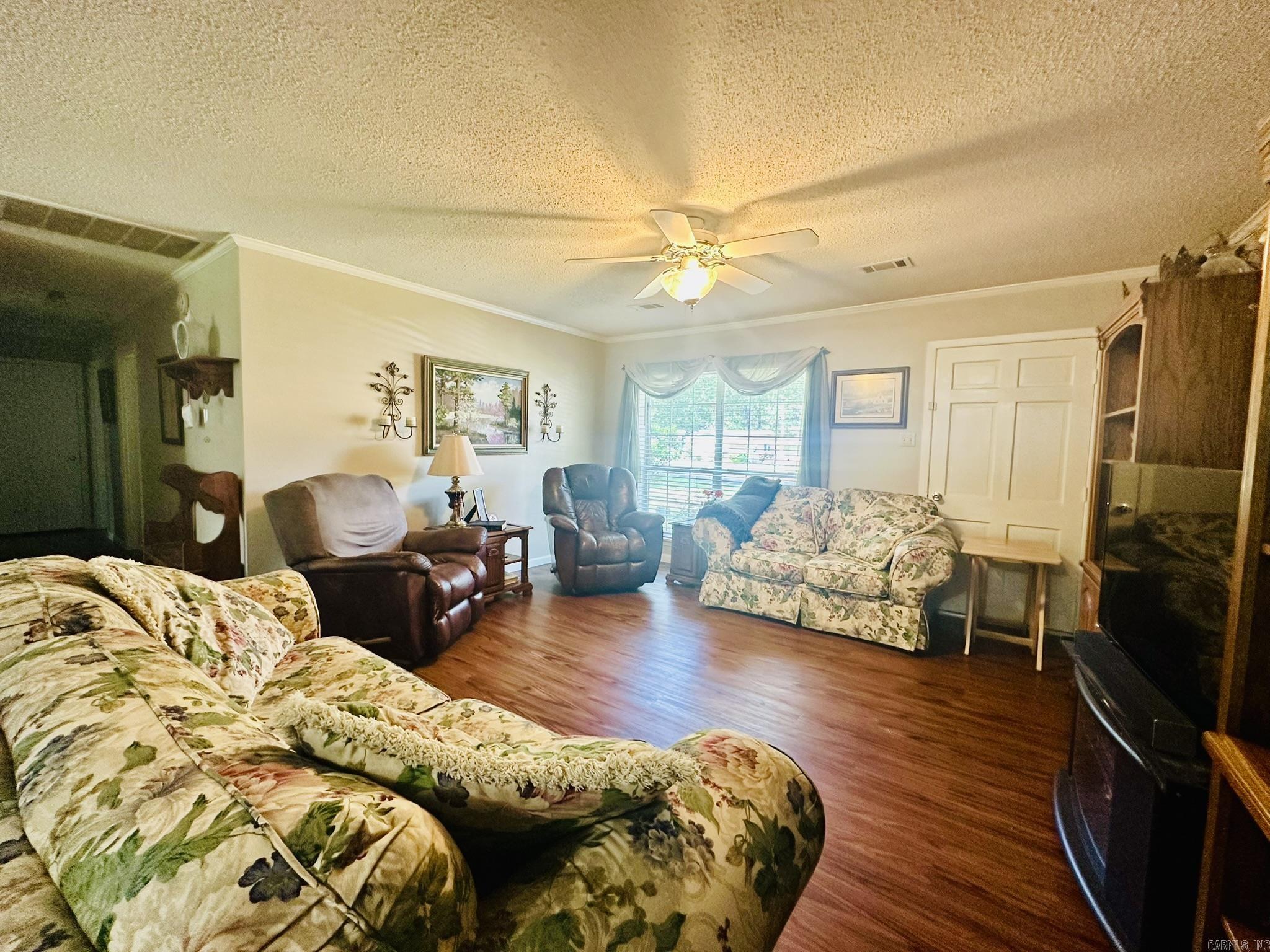 1205 Hickory St  Crossett, AR