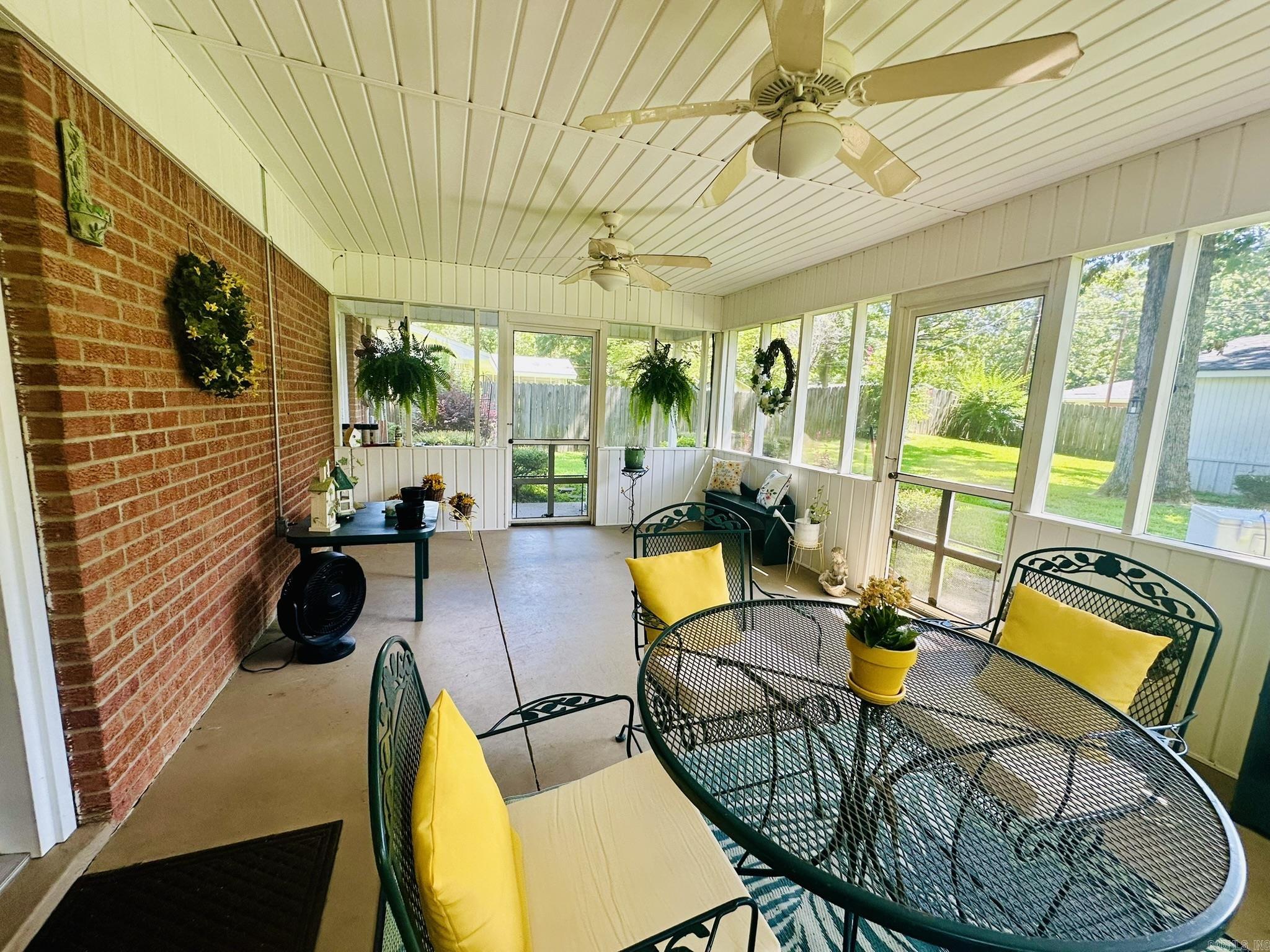 1205 Hickory St  Crossett, AR
