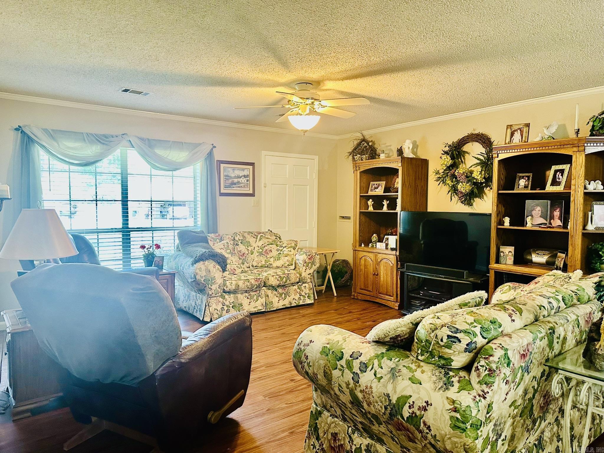 1205 Hickory St  Crossett, AR