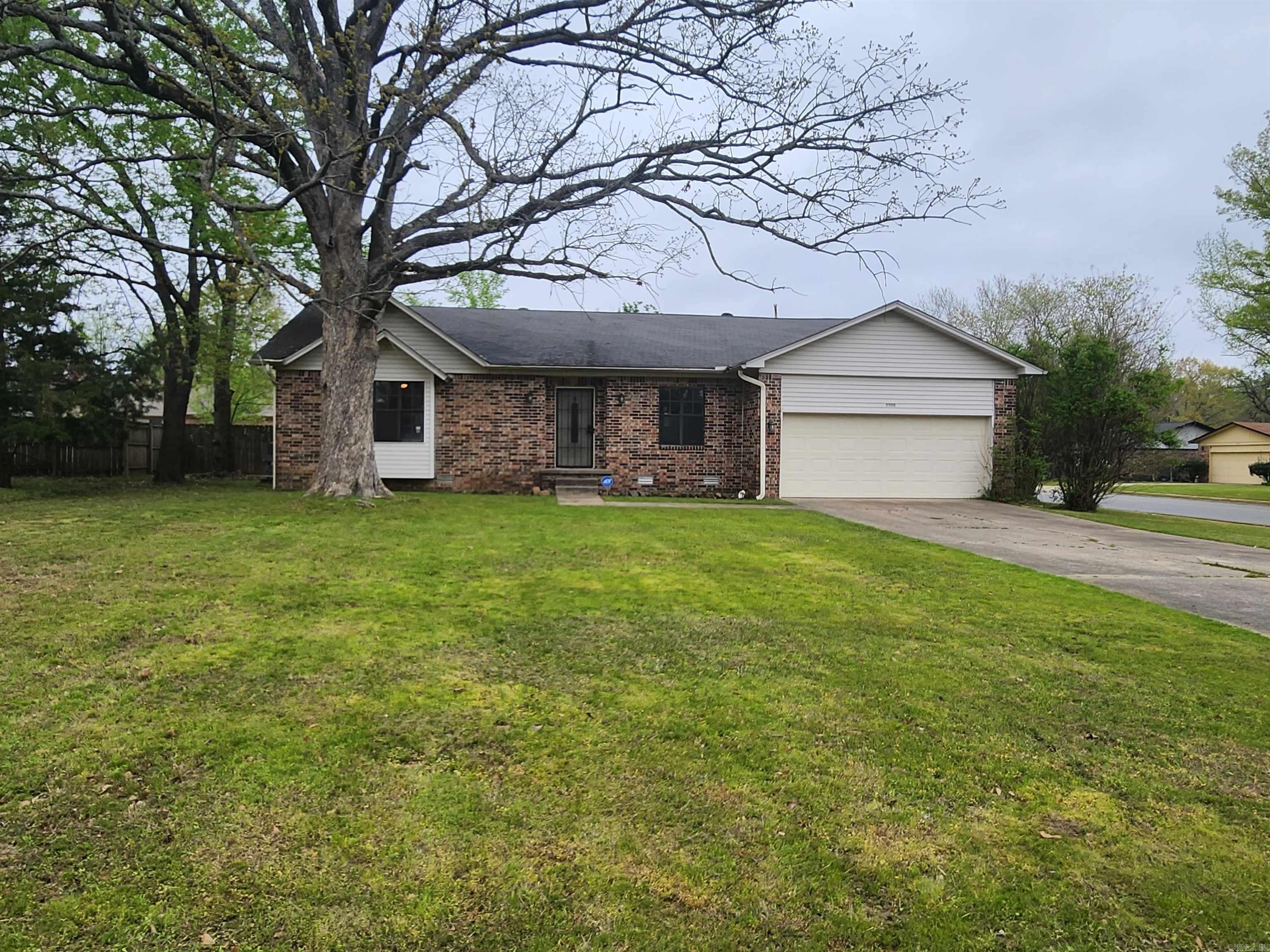 7000 Northlake  Jacksonville, AR