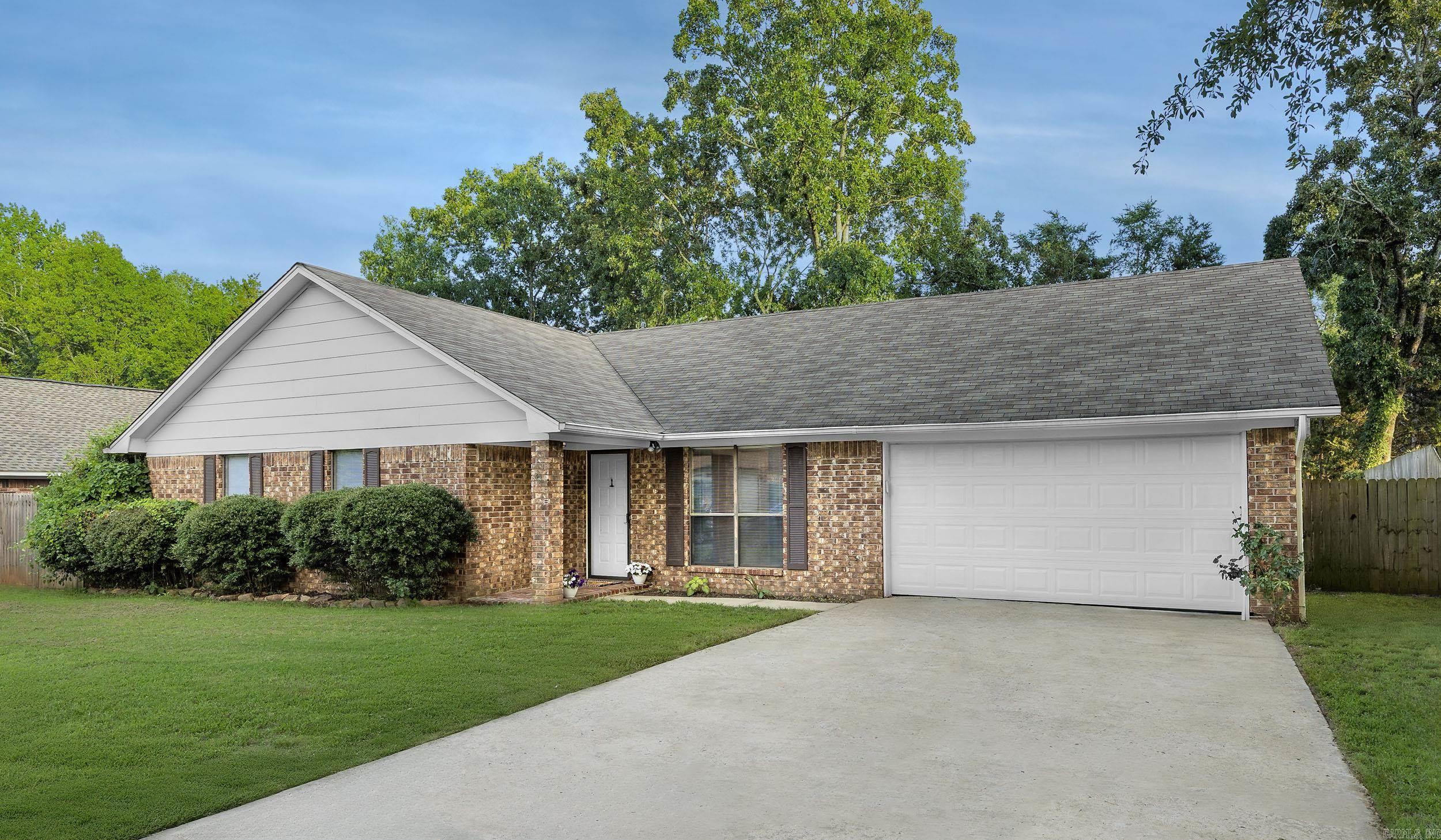 68 Kensington Dr  Conway, AR