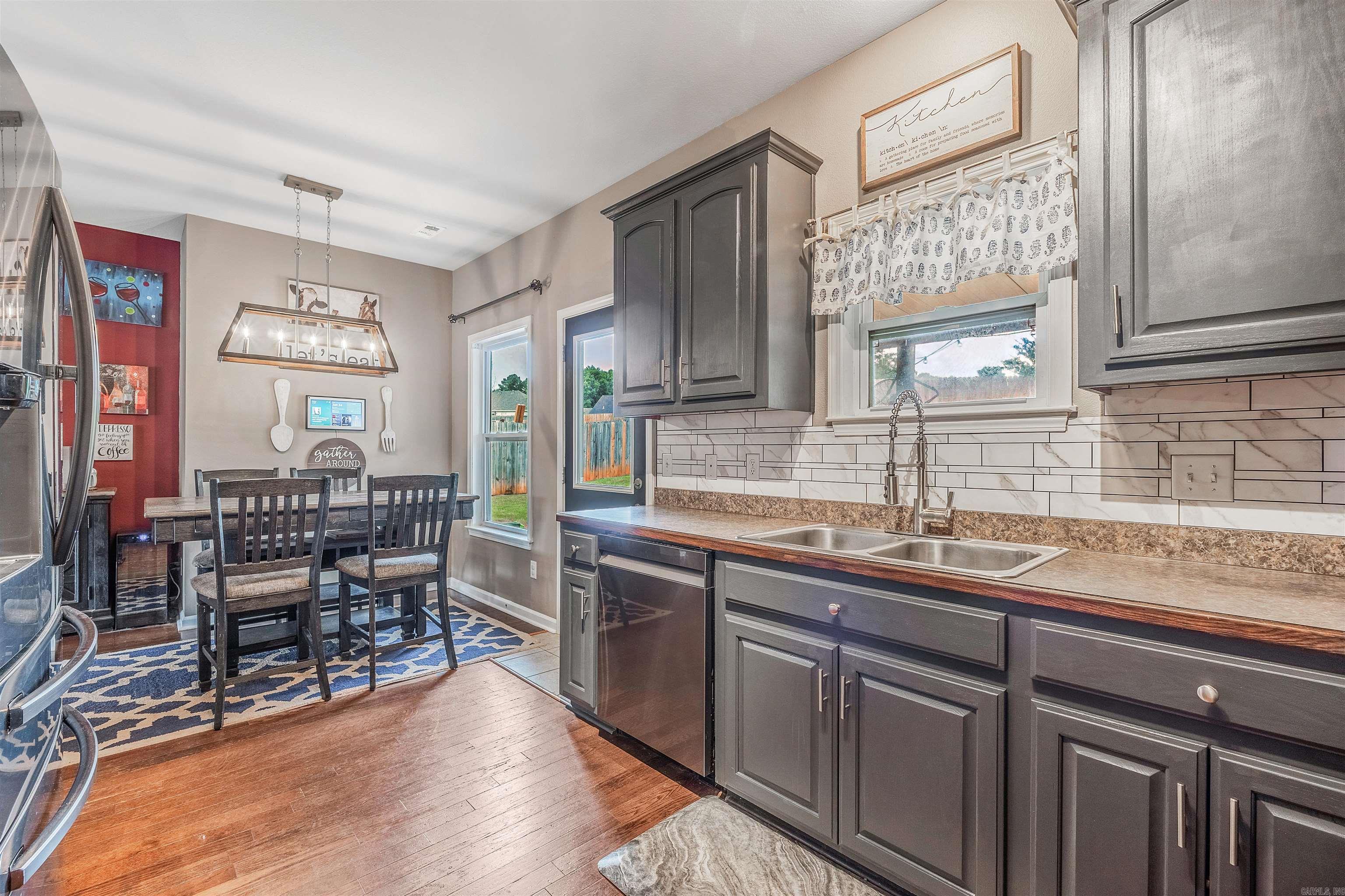 406 Derek Court  Alexander, AR