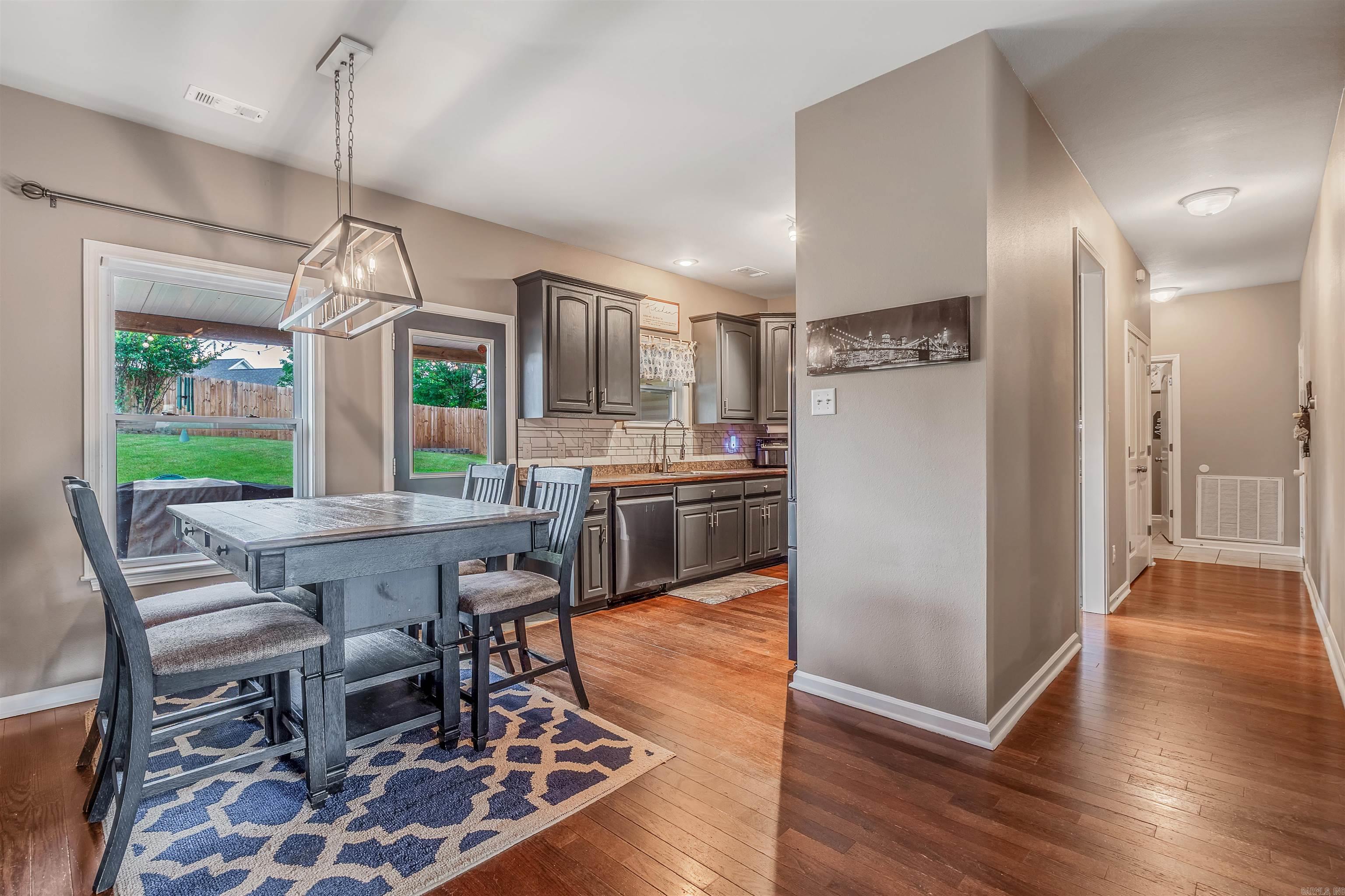 406 Derek Court  Alexander, AR