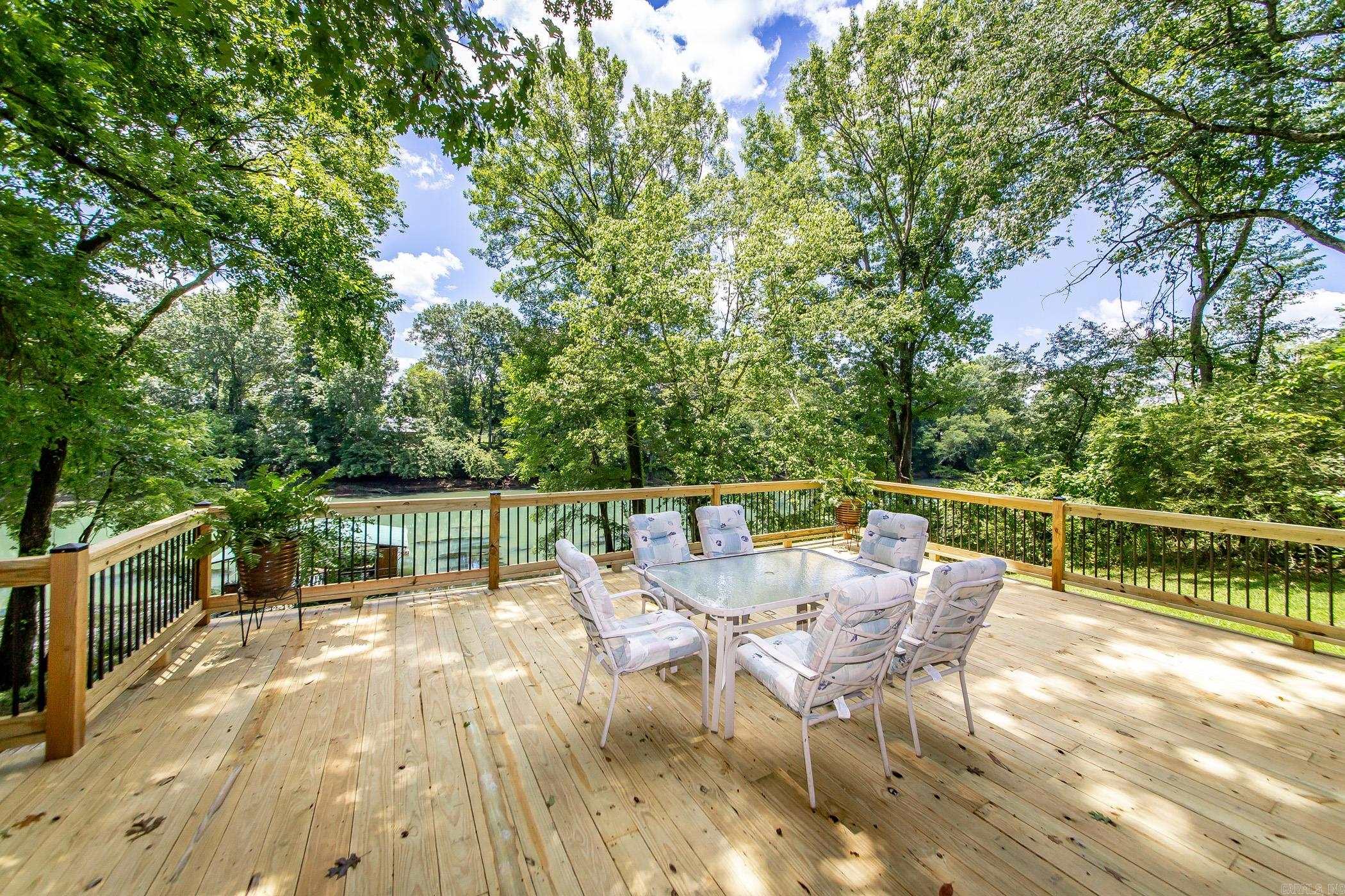 3303 Riverbend  Heber Springs, AR