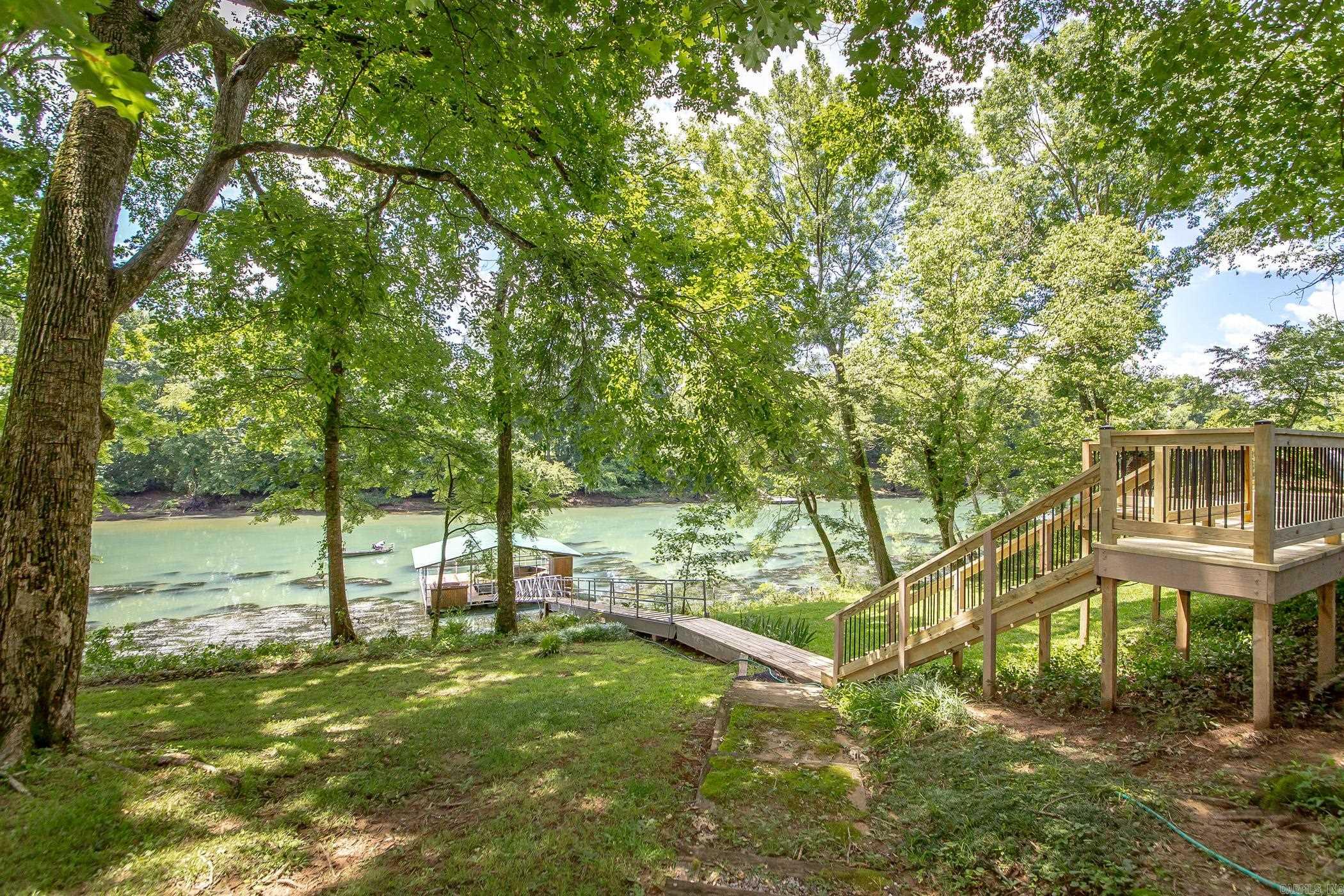 3303 Riverbend  Heber Springs, AR