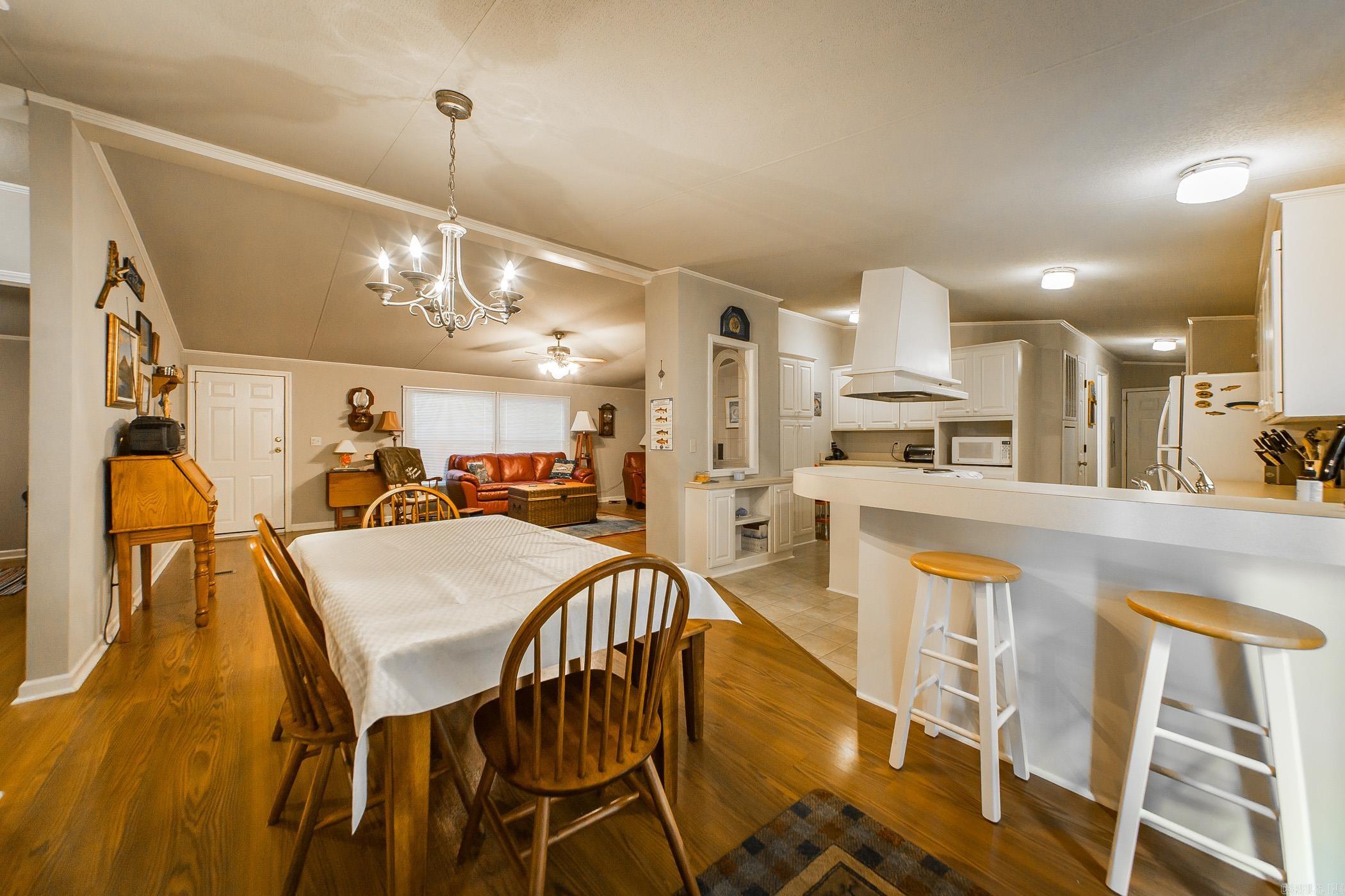 3303 Riverbend  Heber Springs, AR