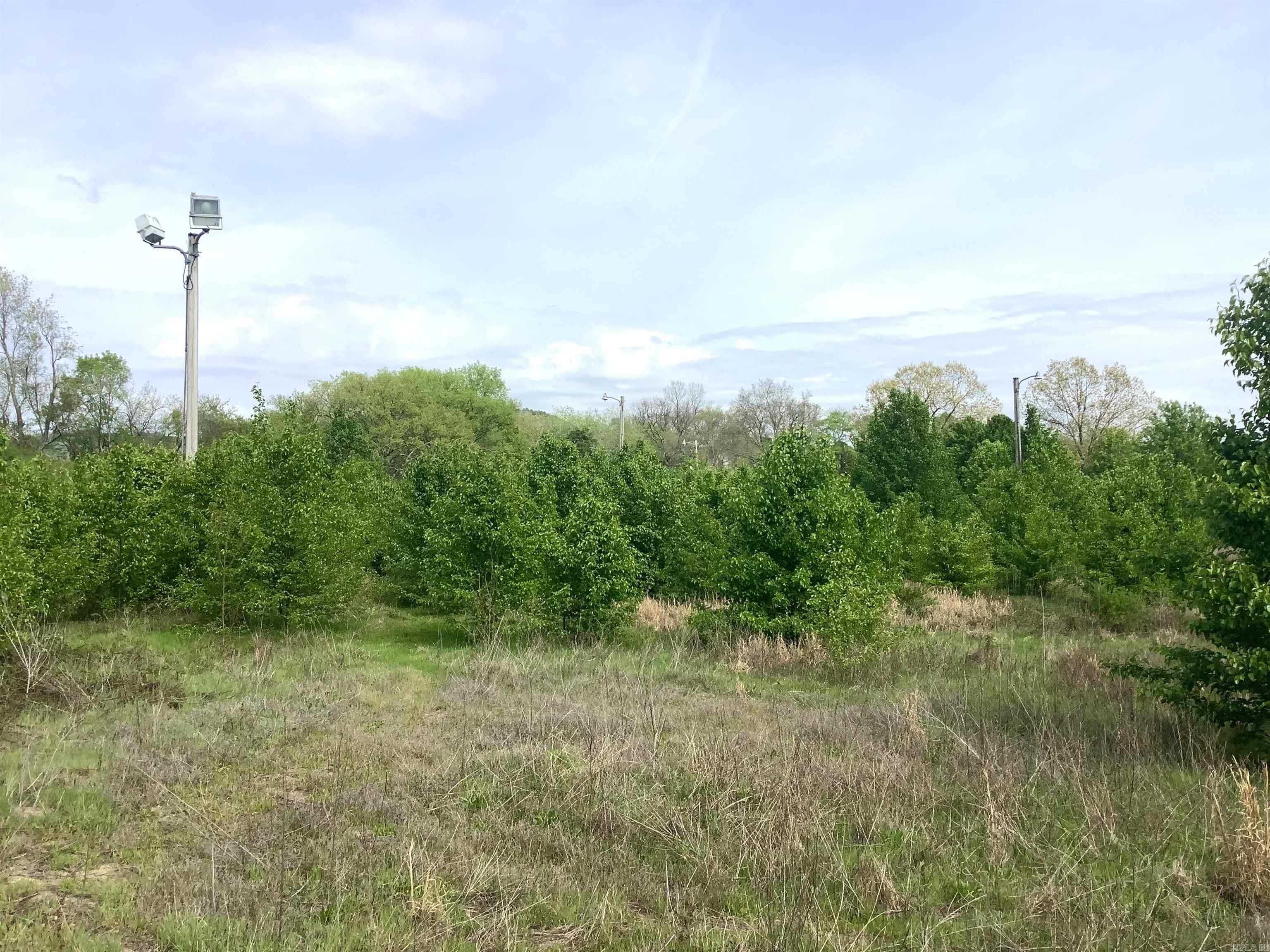 1875 E Grand 1873 East Grand Avenue Hot Springs, AR