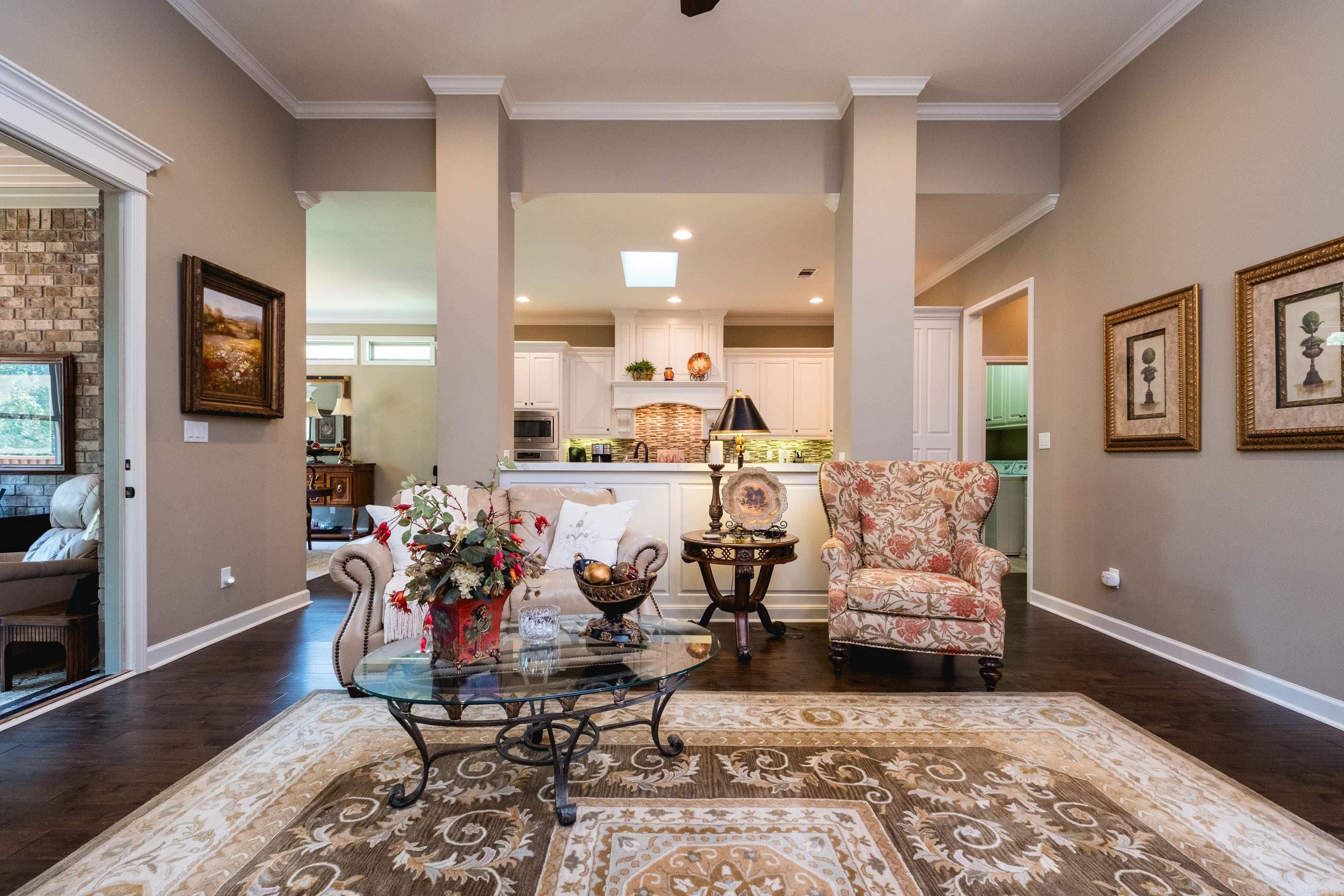 8 Flint Creek Court  Little Rock, AR