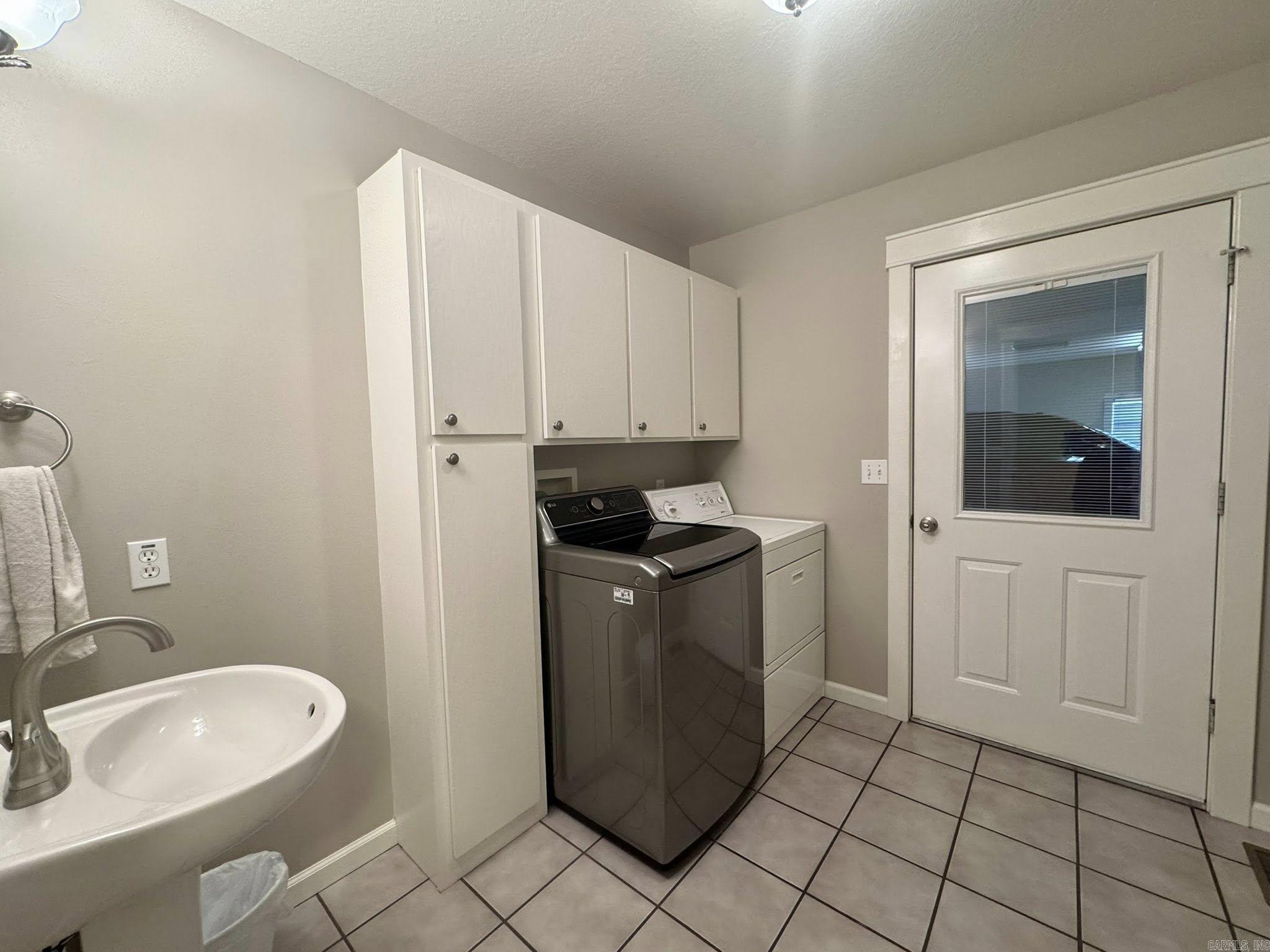101 S Bayou  Mountain View, AR