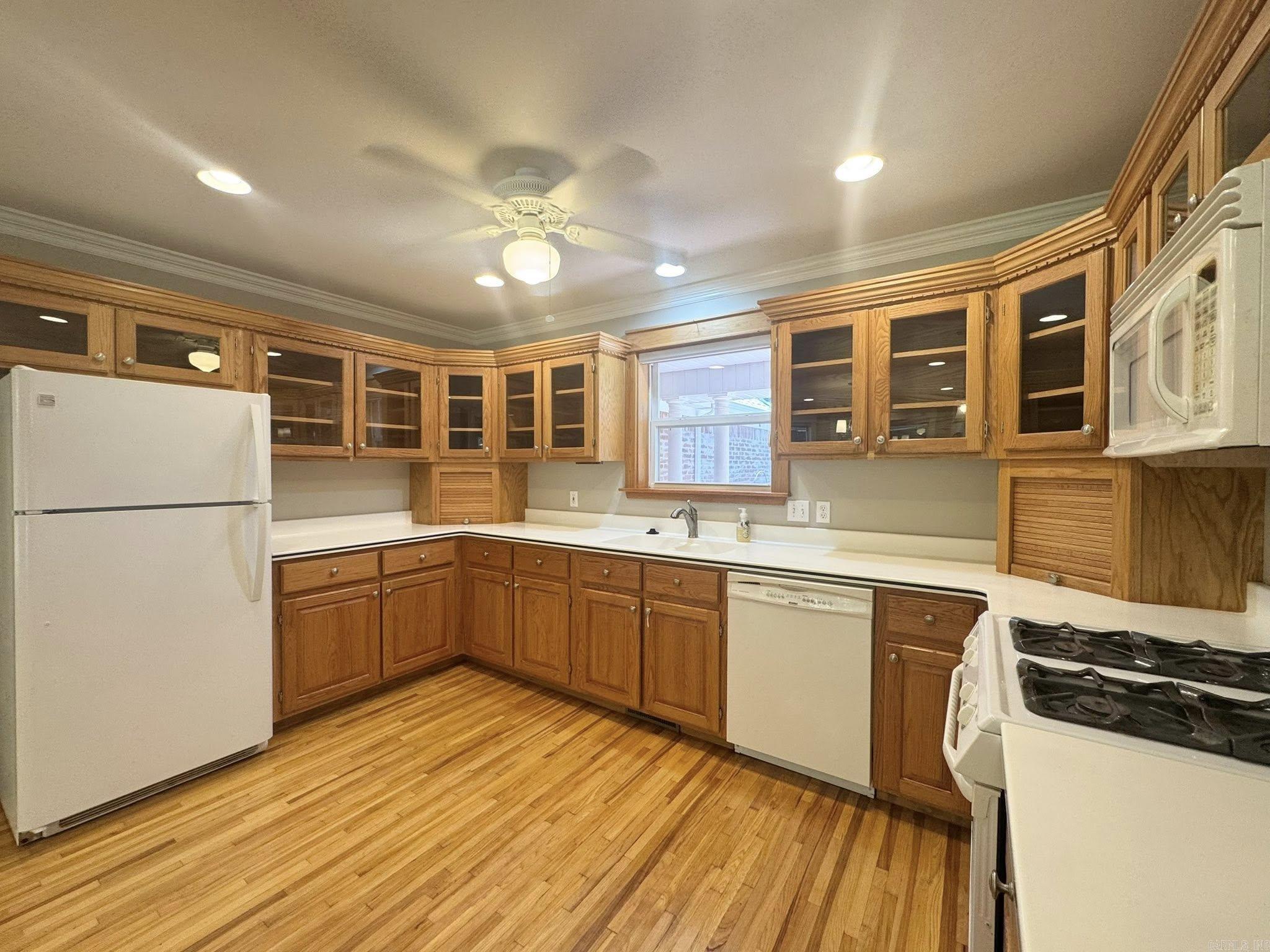 101 S Bayou  Mountain View, AR
