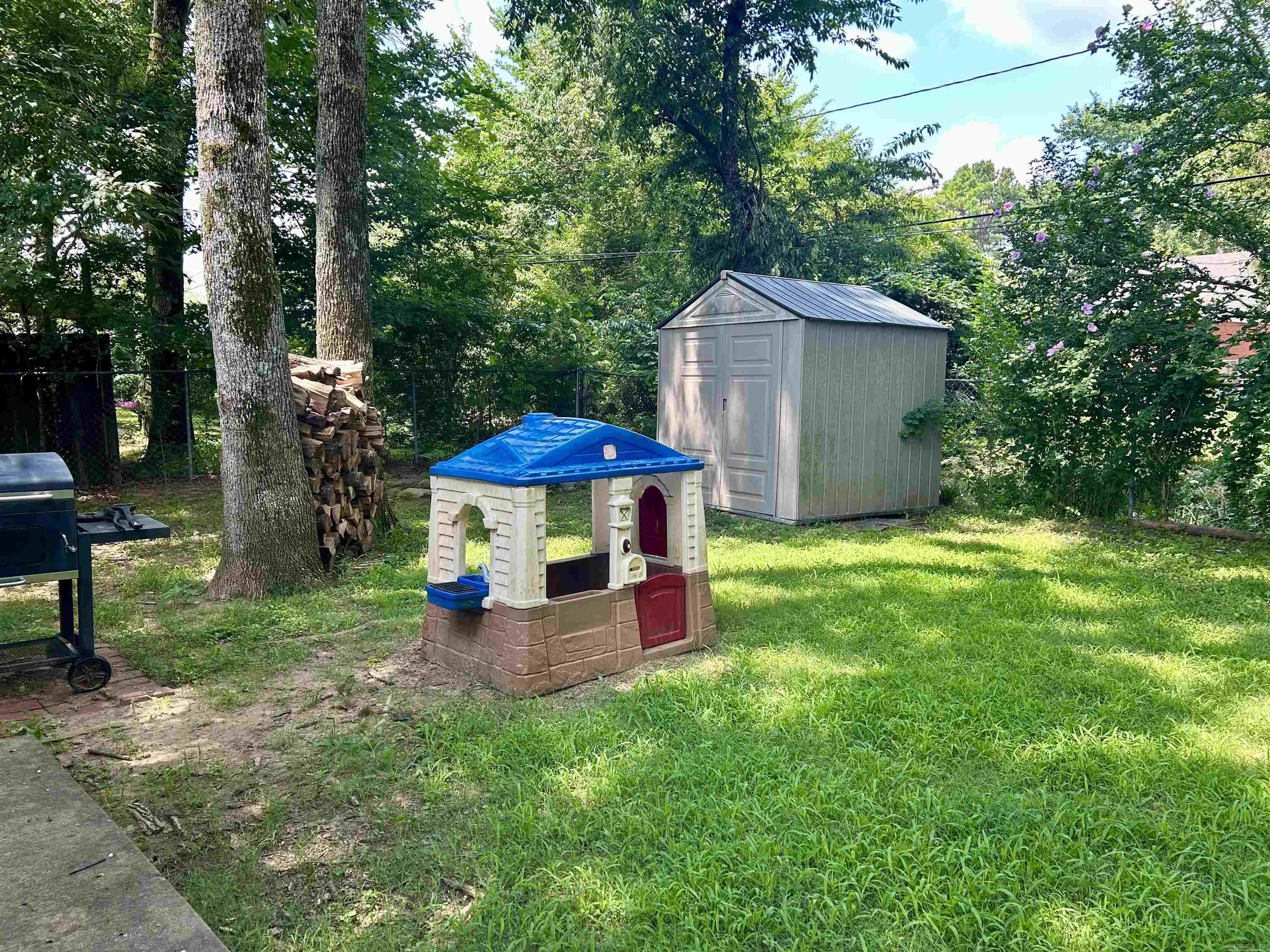 72 Sherwood  Searcy, AR