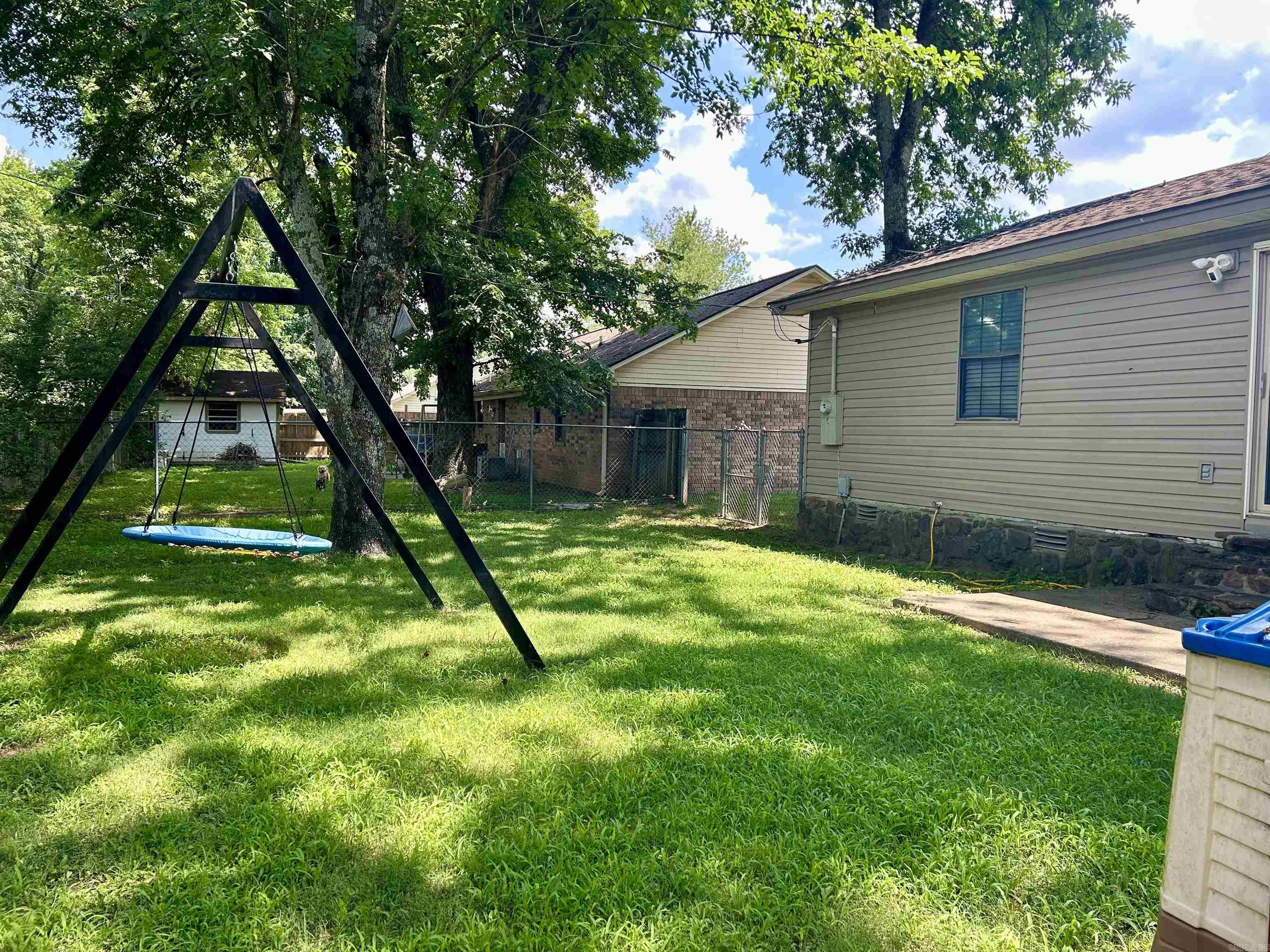 72 Sherwood  Searcy, AR